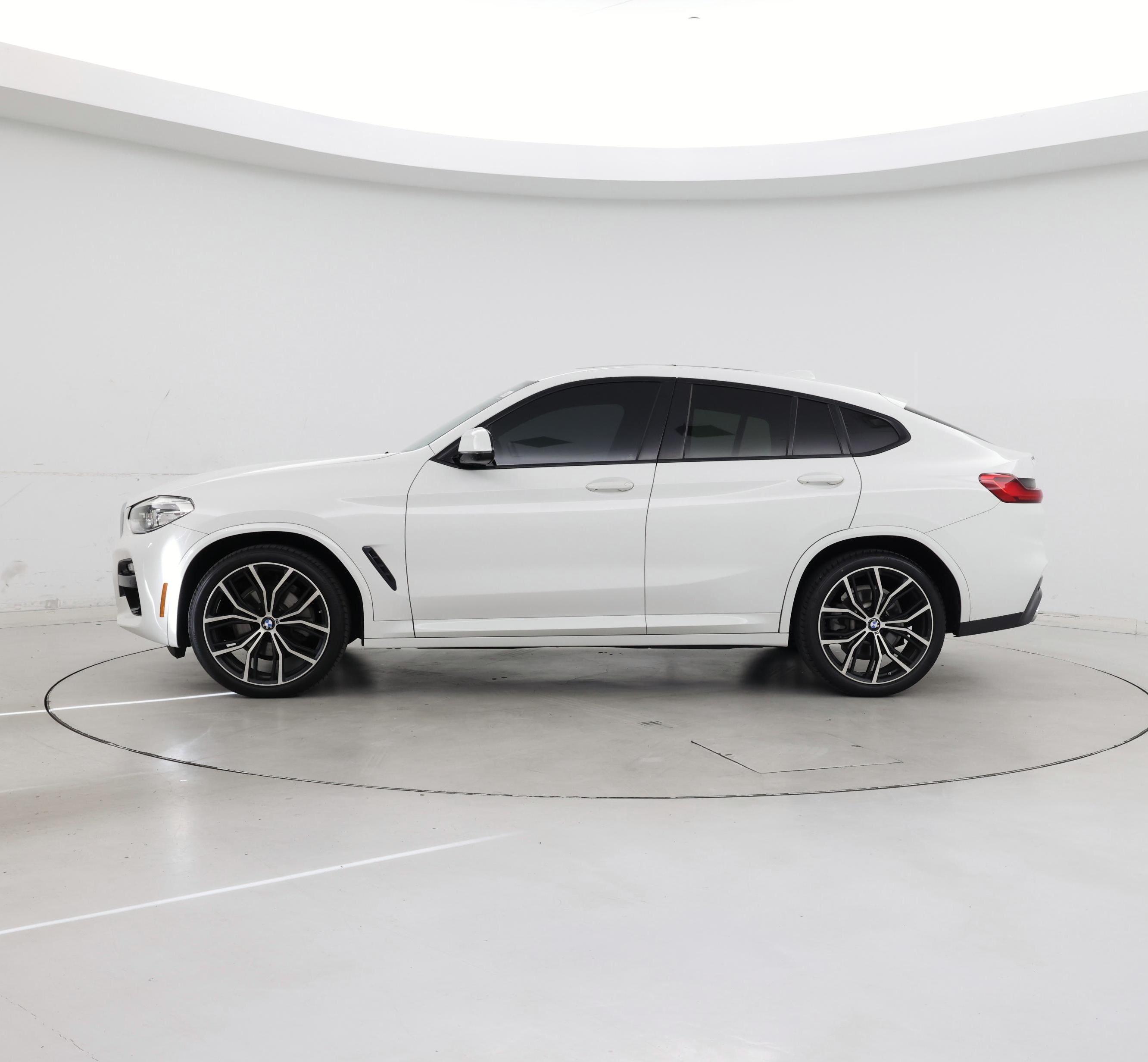 Thumbnail: 2019 BMW X4 - 3