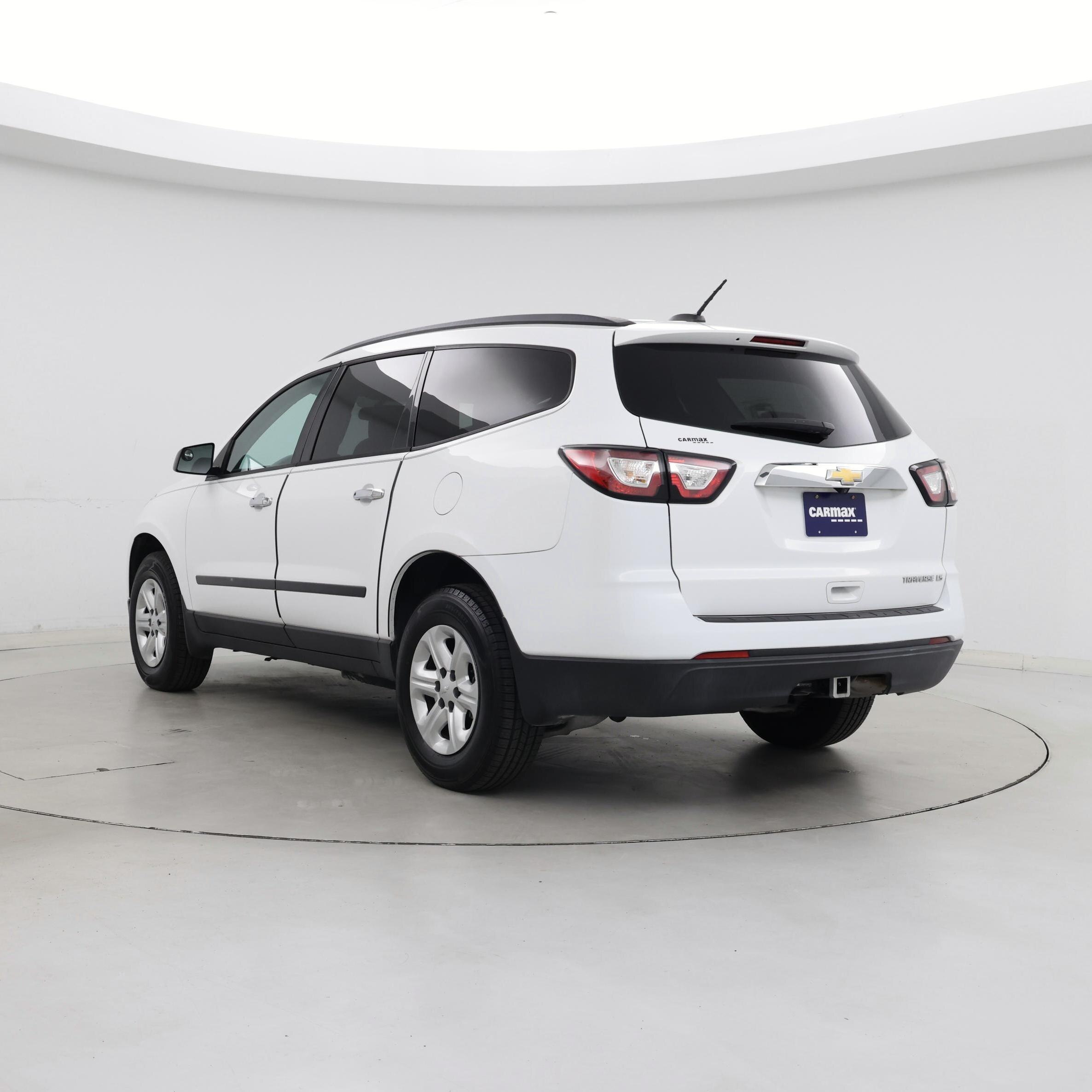 Thumbnail: 2016 Chevrolet Traverse - 2