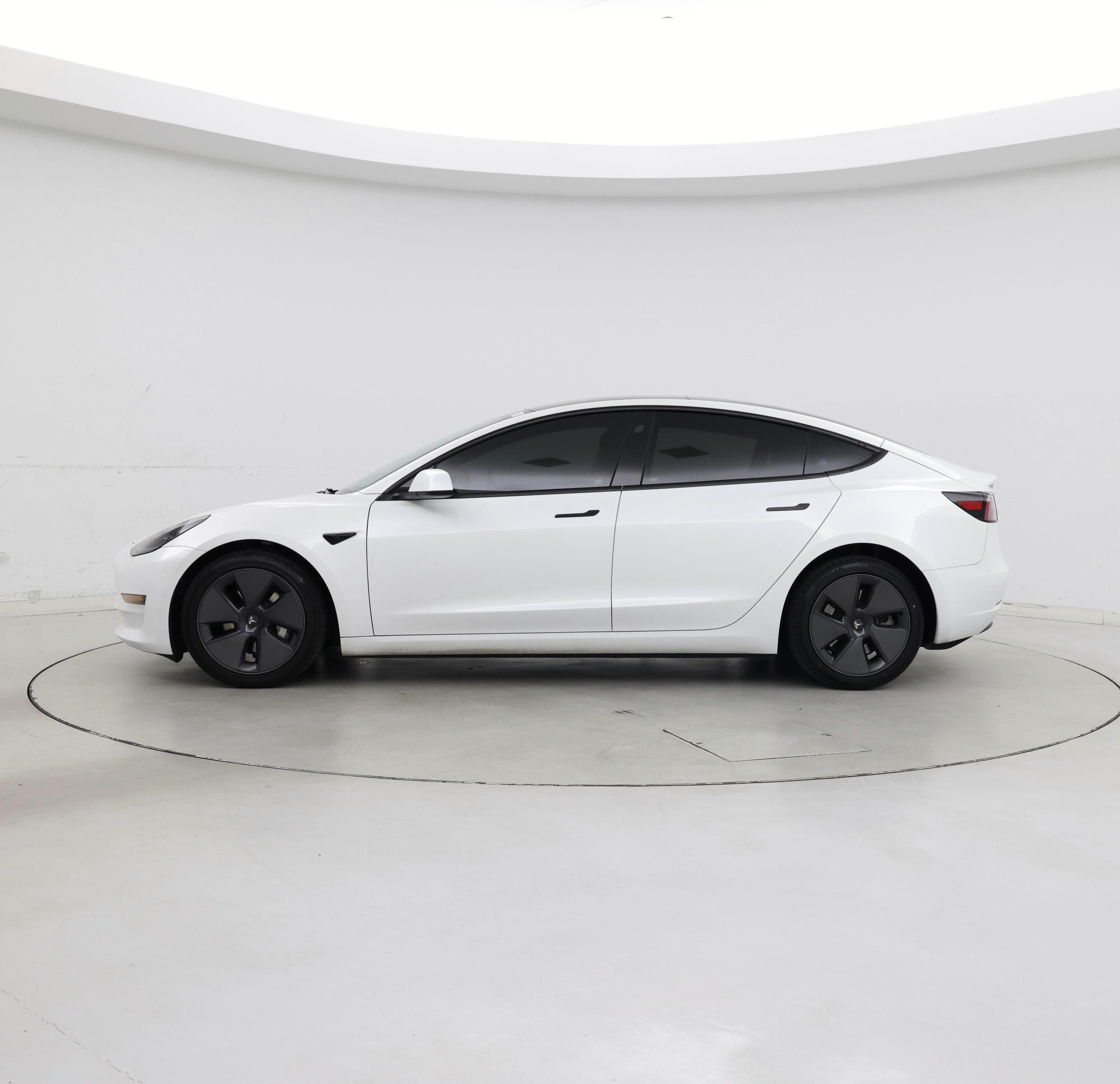 Thumbnail: 2023 Tesla Model 3 - 3