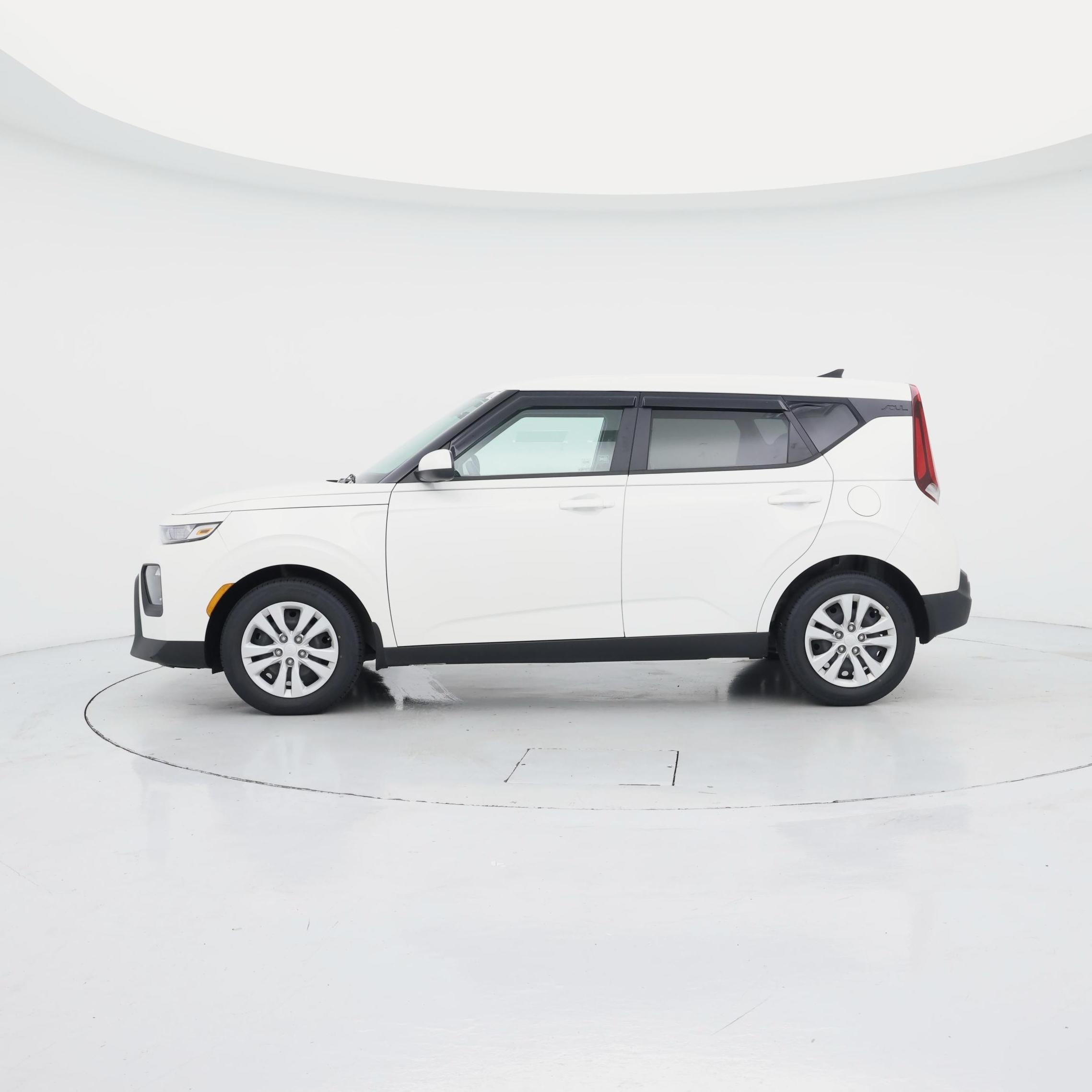 Thumbnail: 2020 Kia Soul - 3