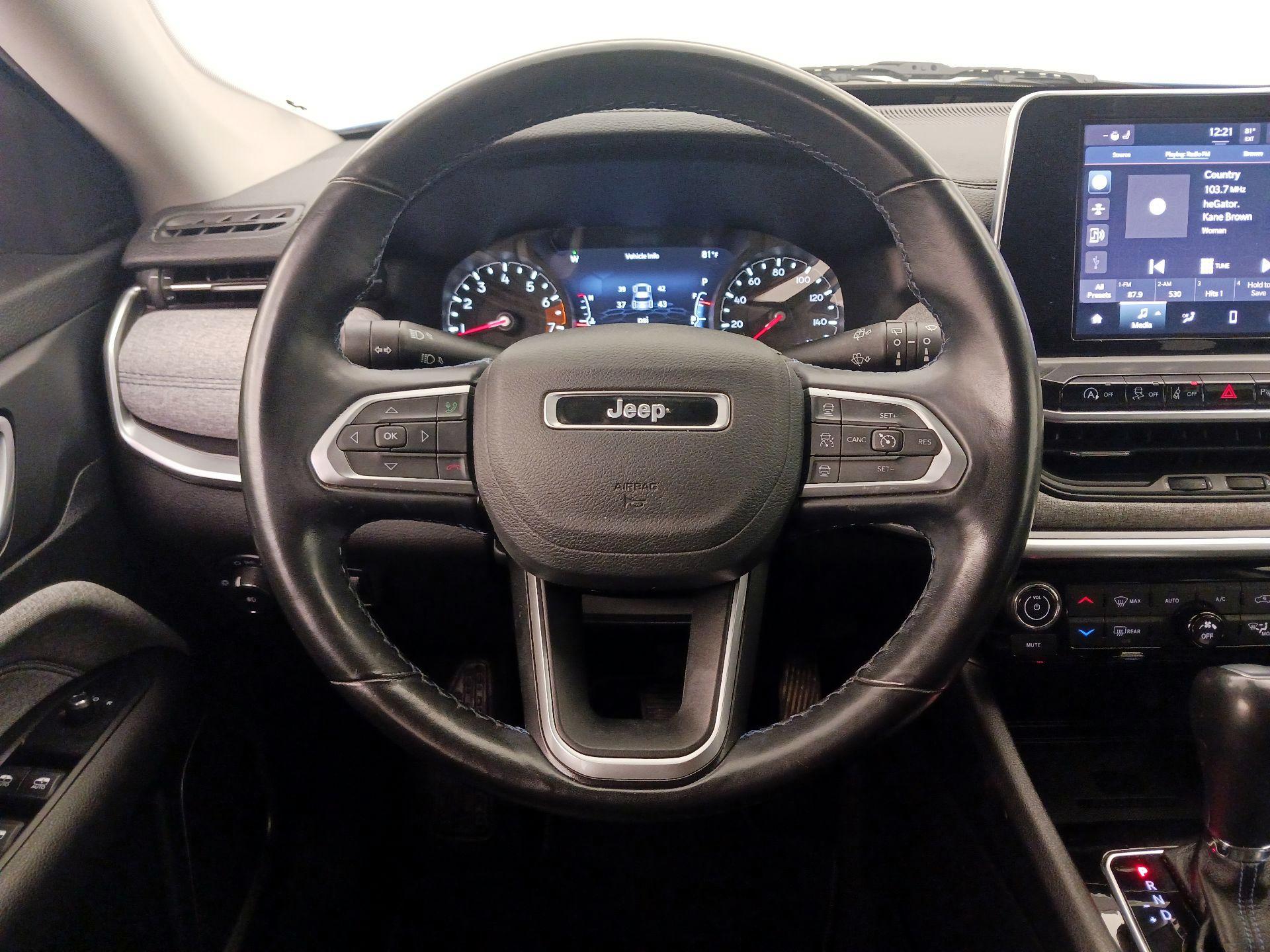 Thumbnail: 2022 Jeep Compass - 10