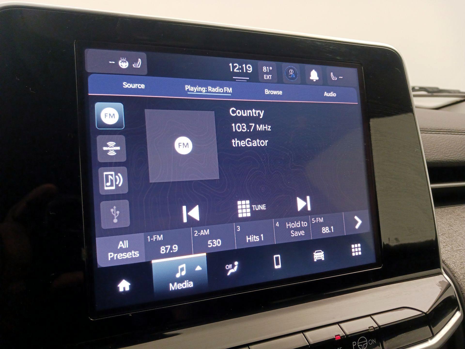 Thumbnail: 2022 Jeep Compass - 15