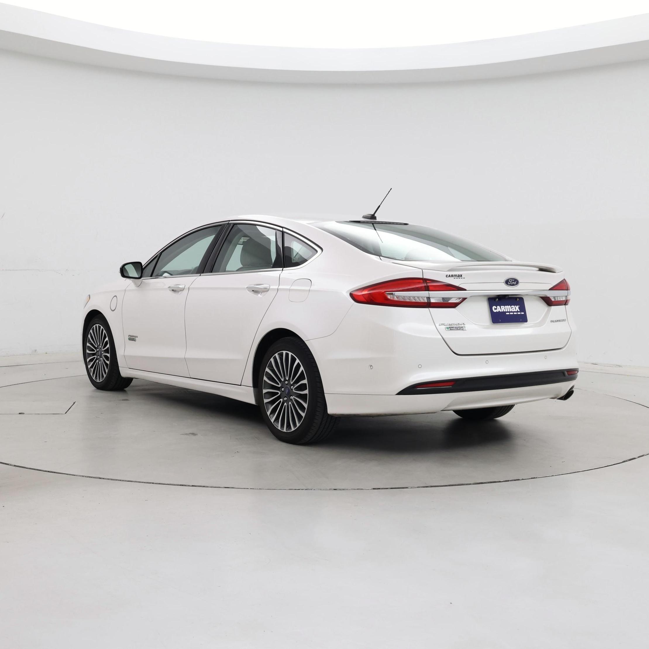 Thumbnail: 2017 Ford Fusion - 2