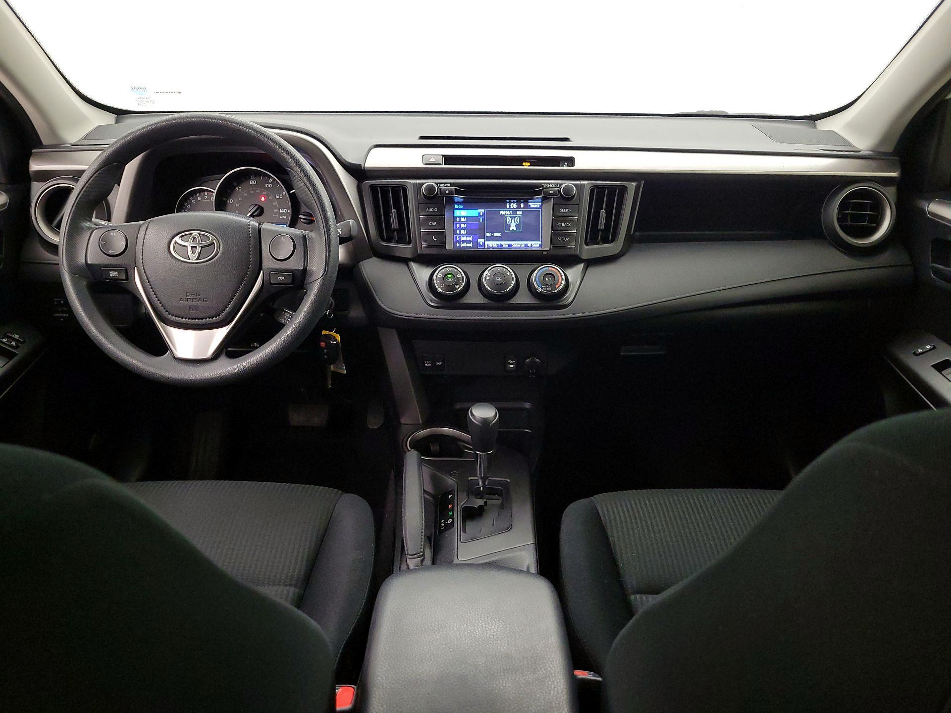 Thumbnail: 2016 Toyota RAV4 - 9