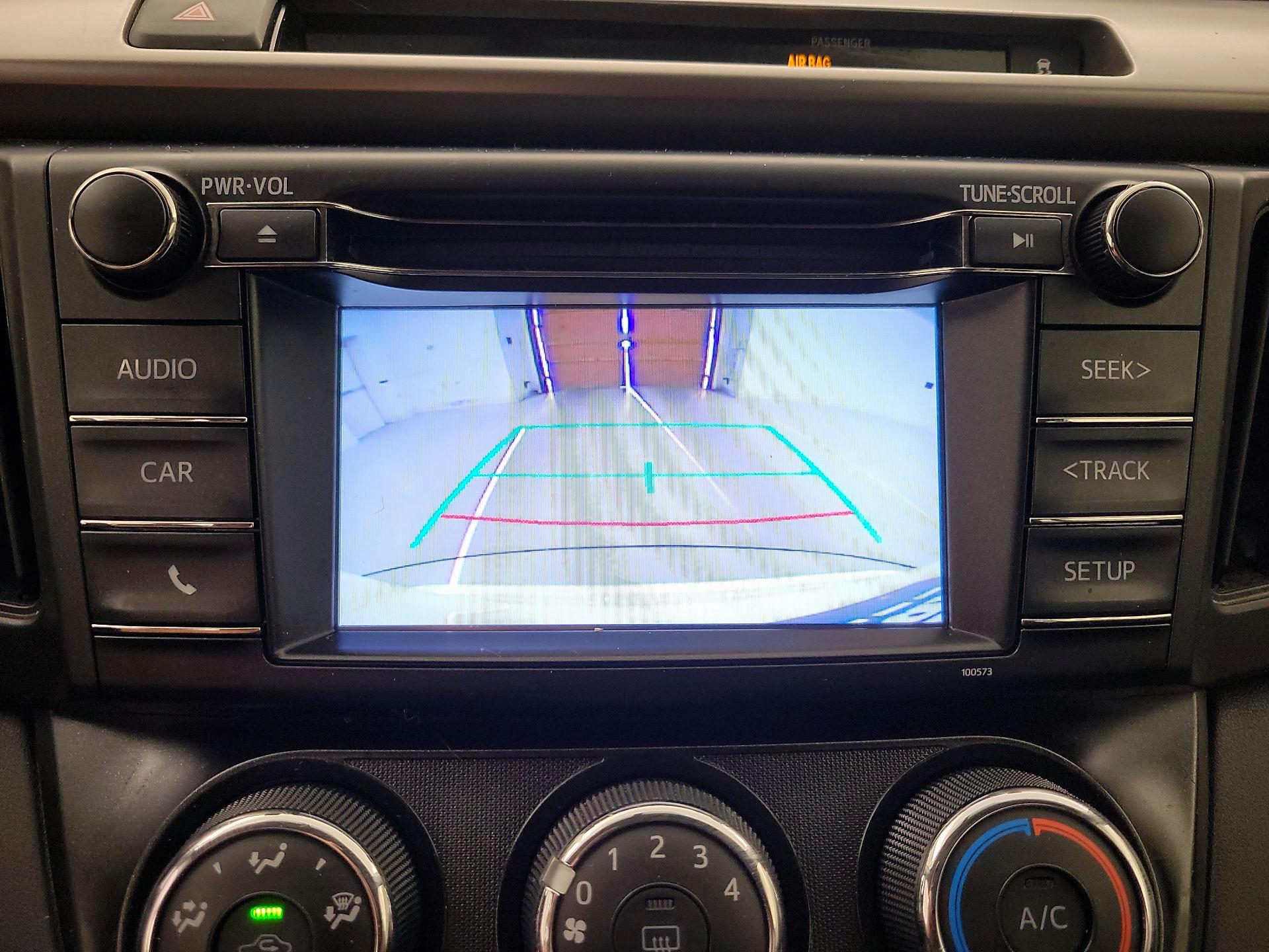 Thumbnail: 2016 Toyota RAV4 - 14