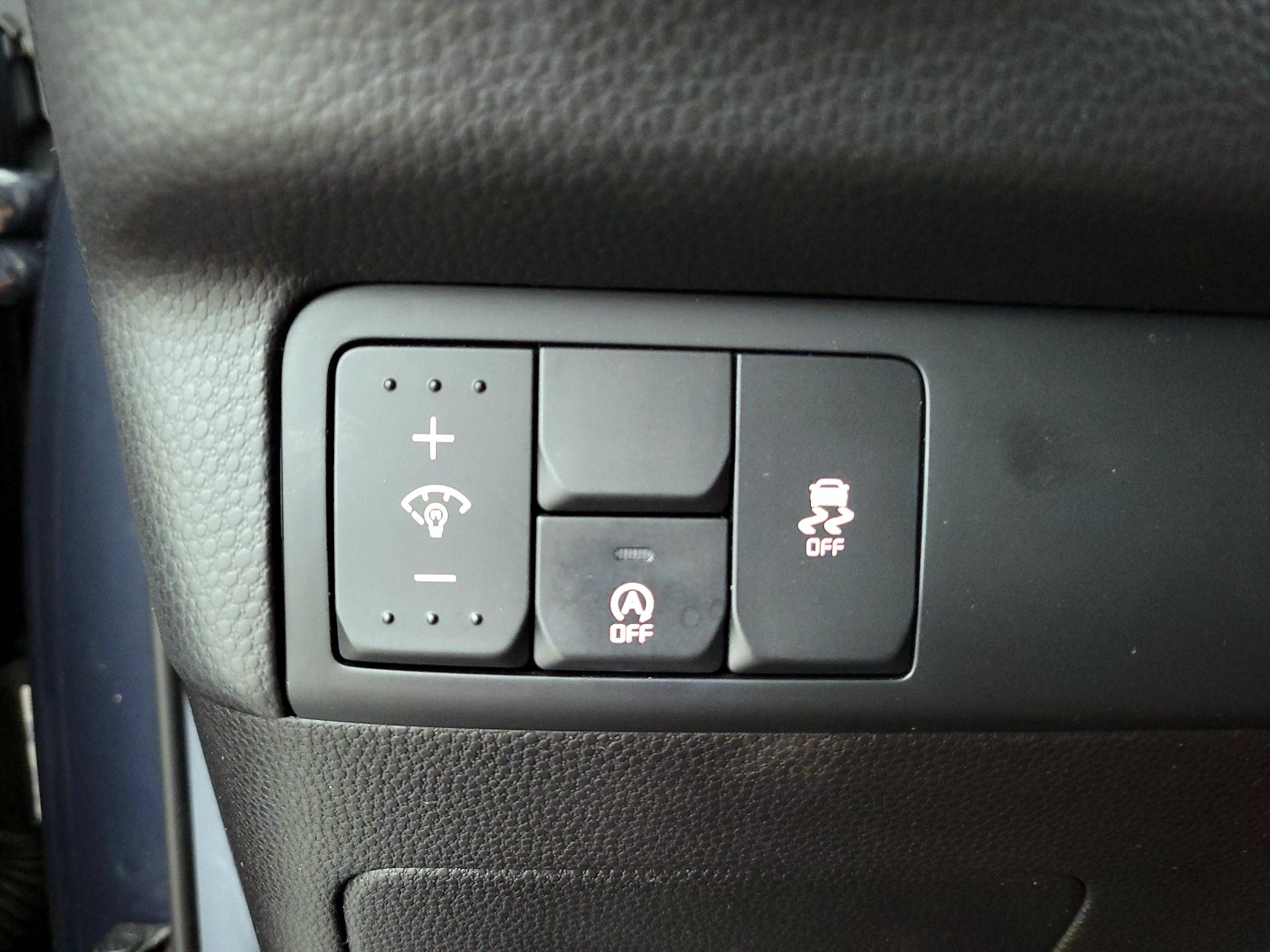 Thumbnail: 2016 Kia Soul - 13