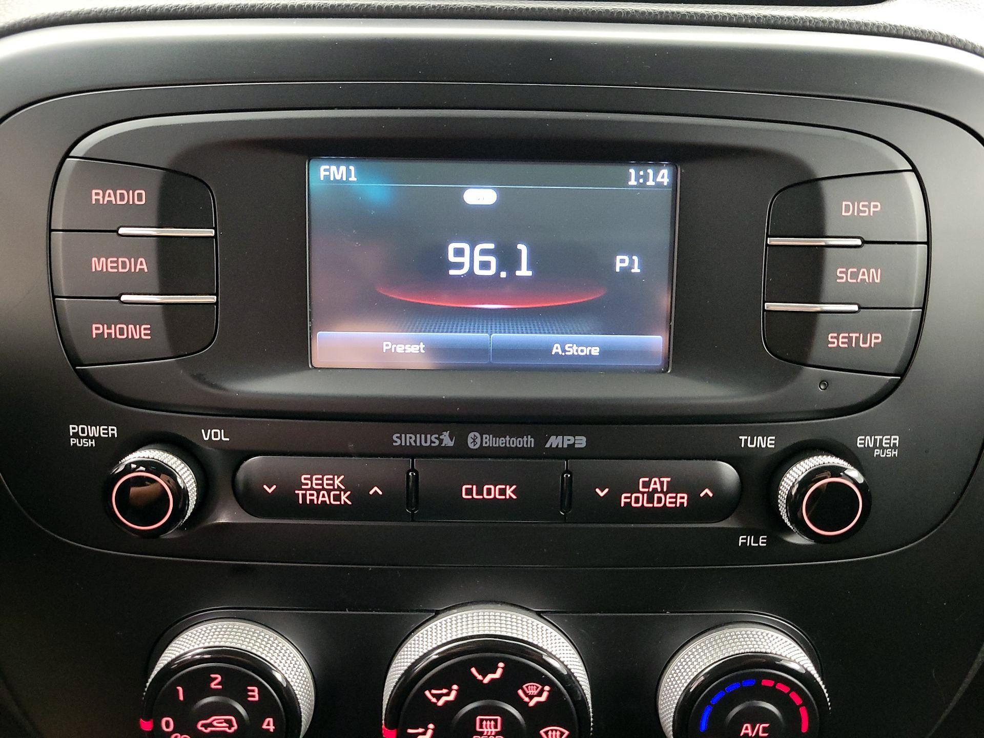 Thumbnail: 2016 Kia Soul - 15