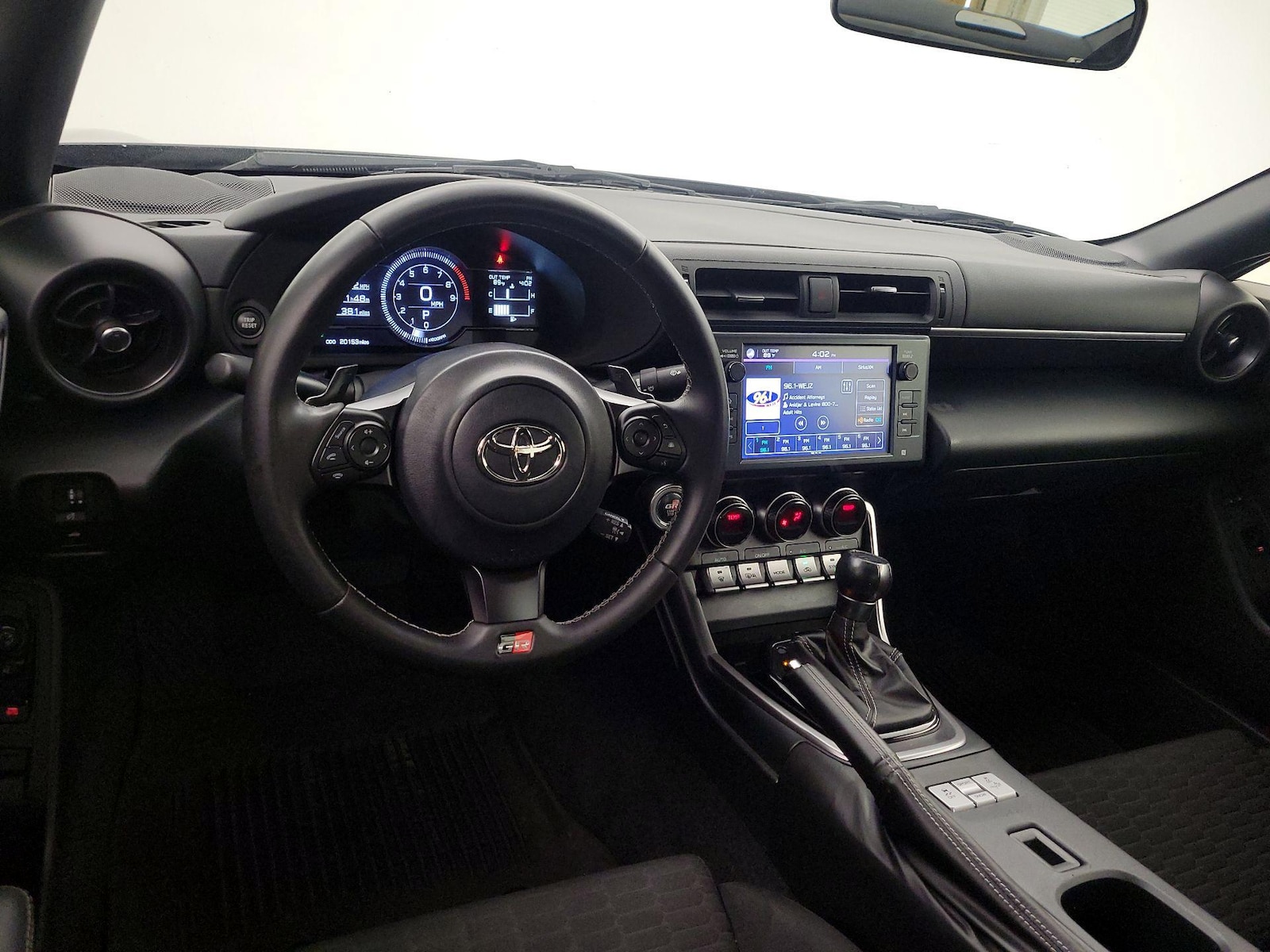 2022 Toyota GR86 Base - Photo 10