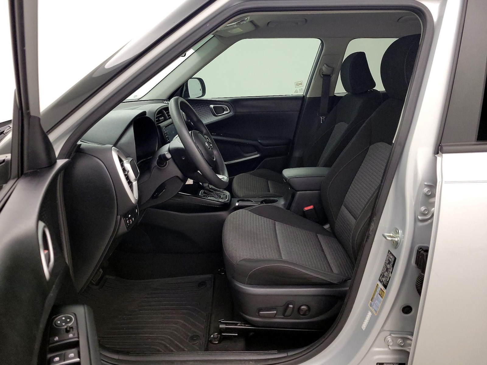 2021 Kia Soul S - Photo 12