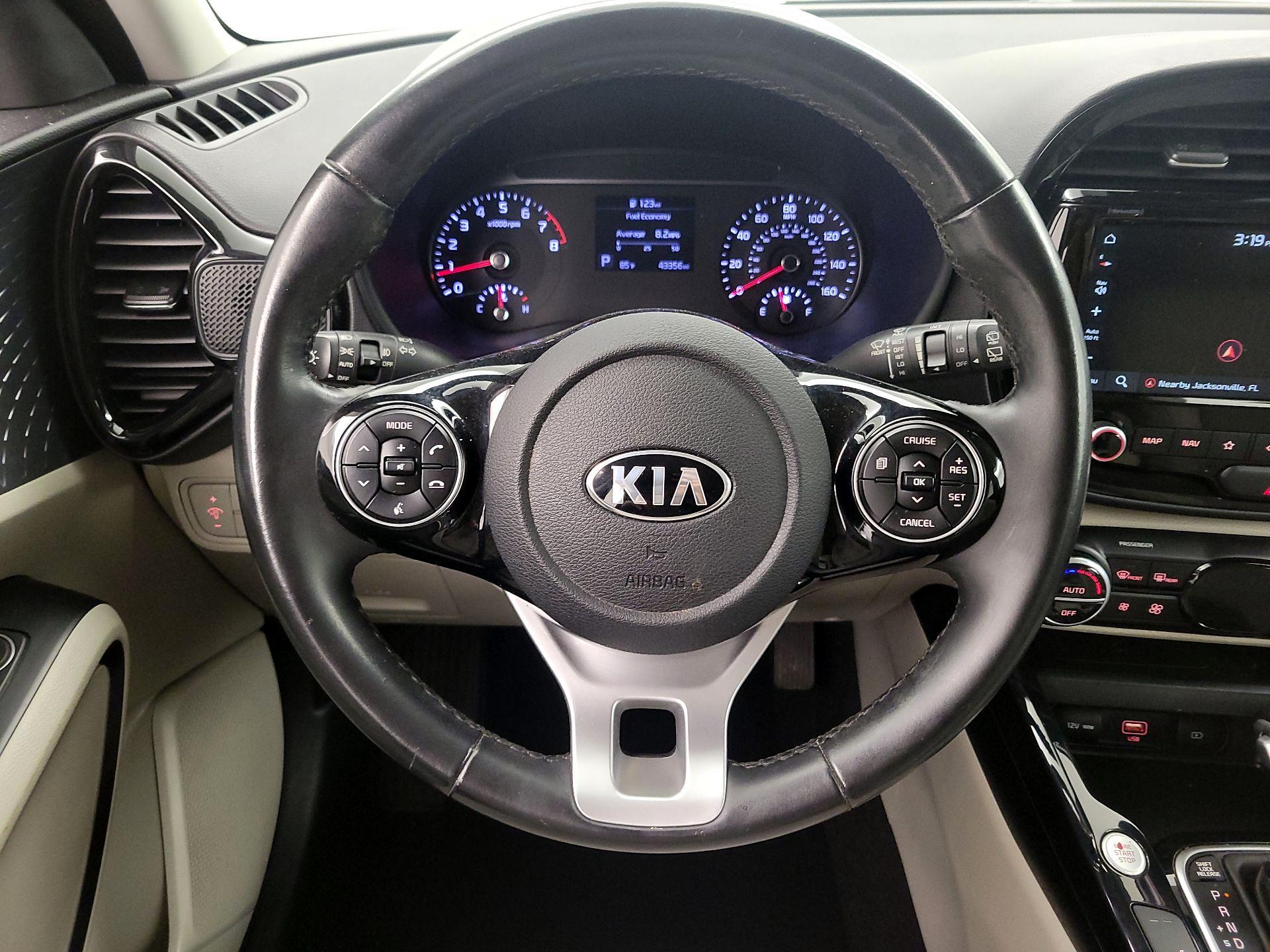Thumbnail: 2020 Kia Soul - 10