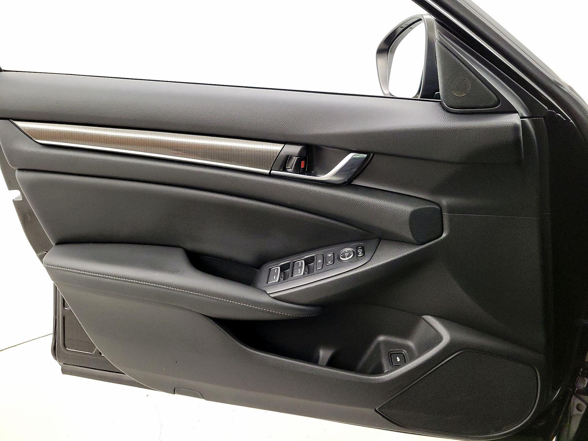 Thumbnail: 2021 Honda Accord - 12