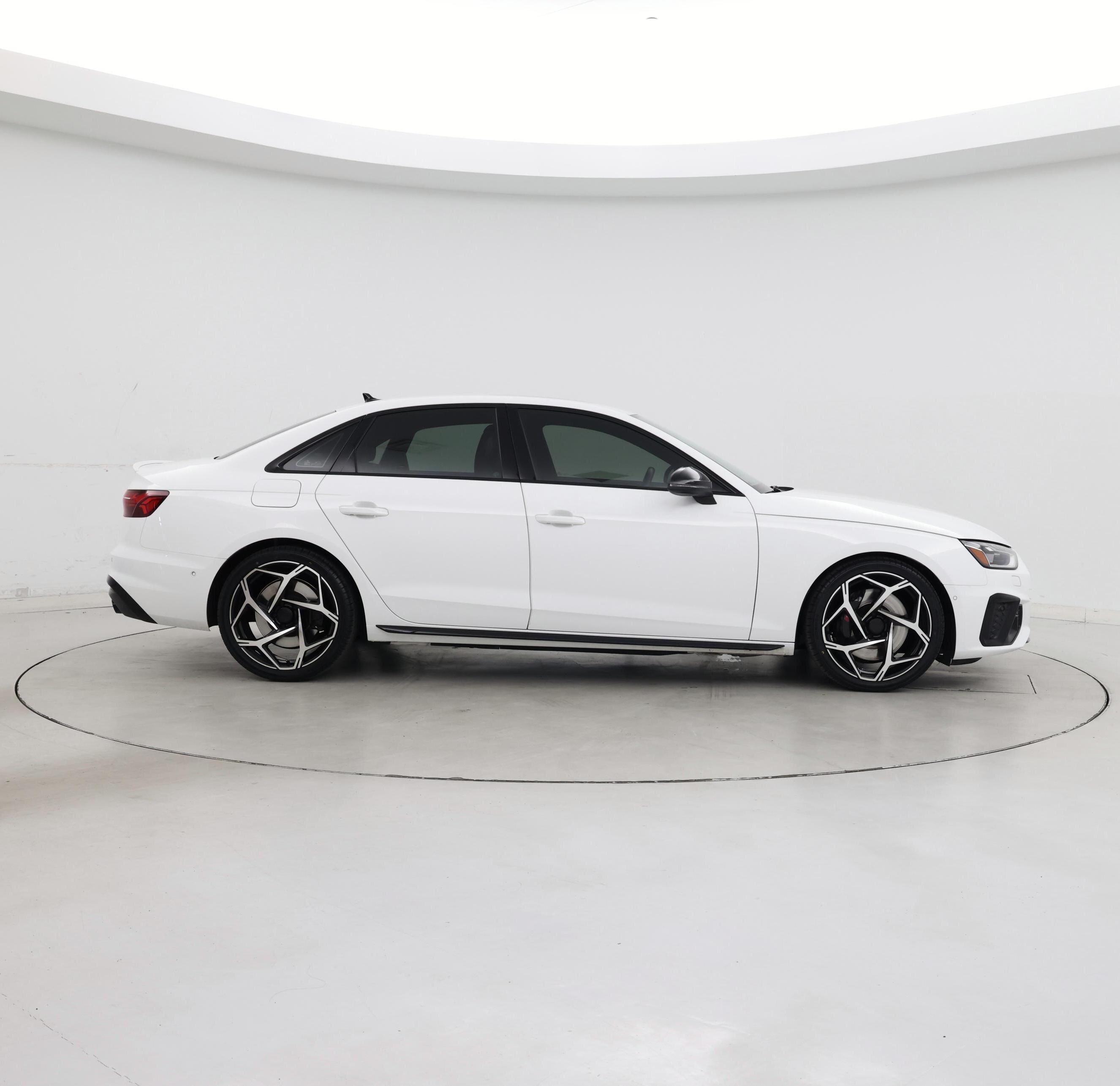 Thumbnail: 2023 Audi S4 - 7