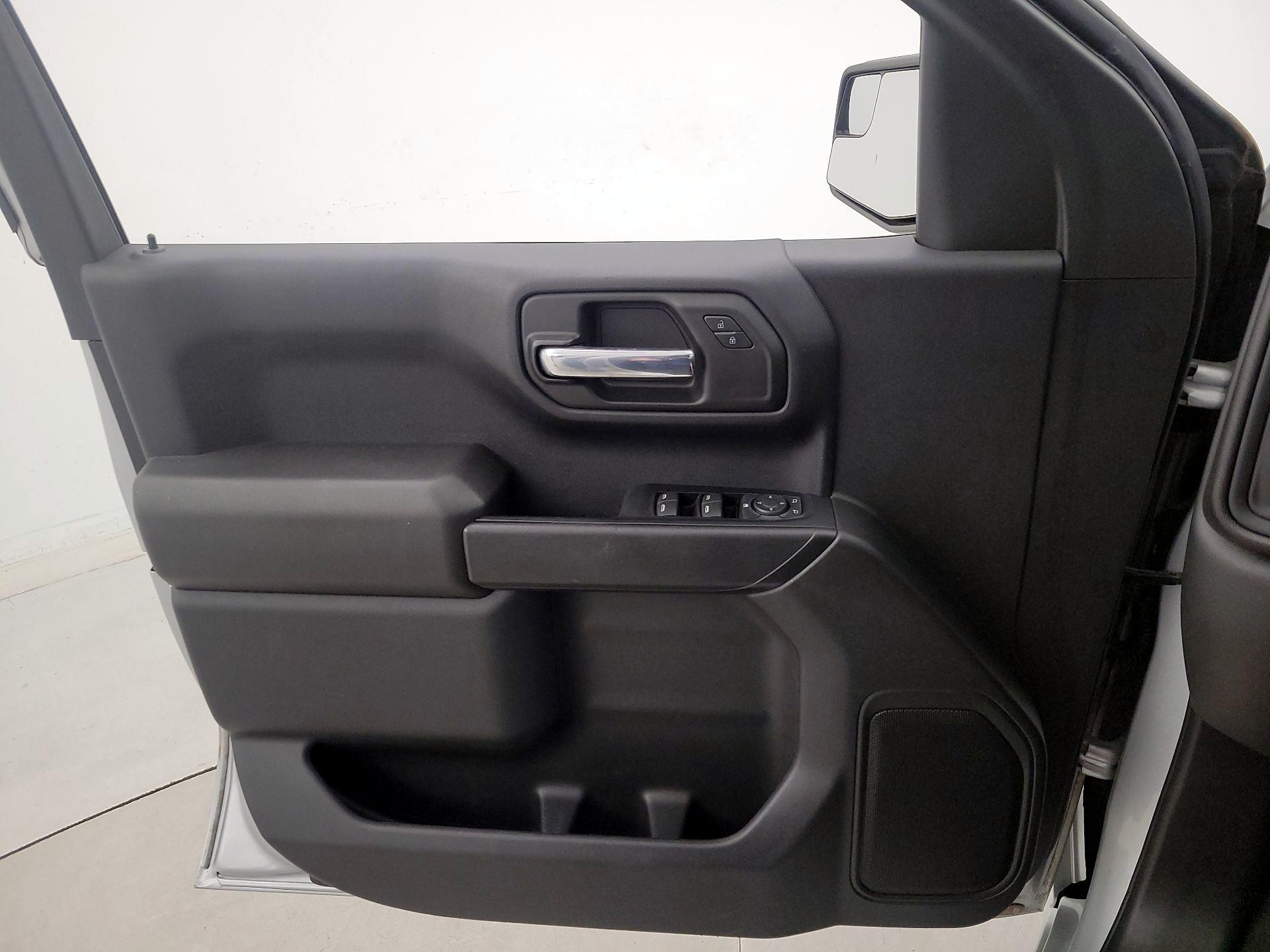 Thumbnail: 2021 Chevrolet Silverado 1500 - 12