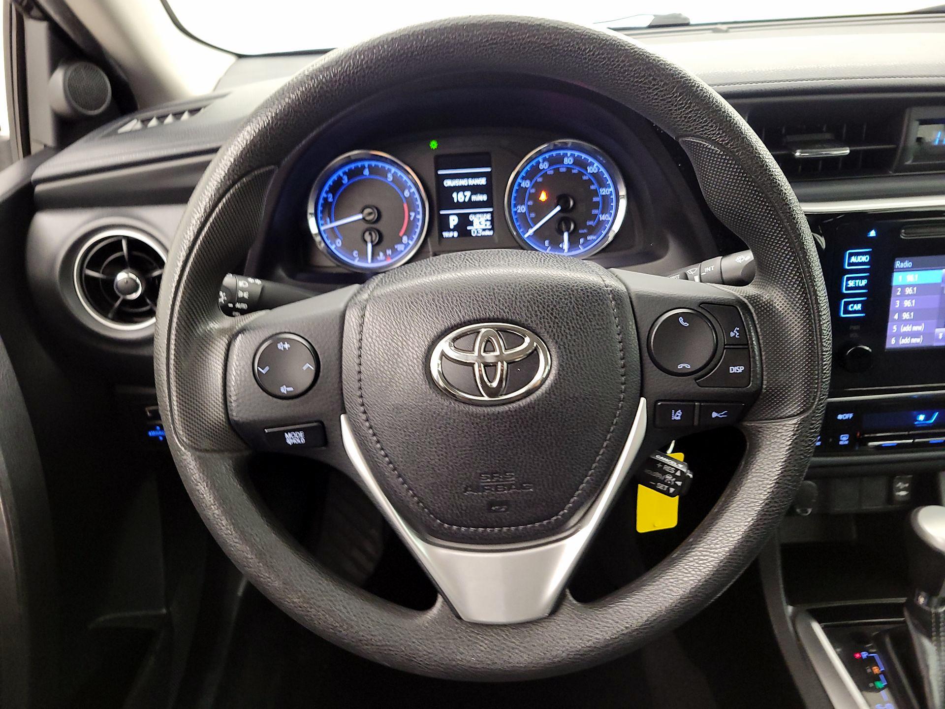 Thumbnail: 2018 Toyota Corolla - 10