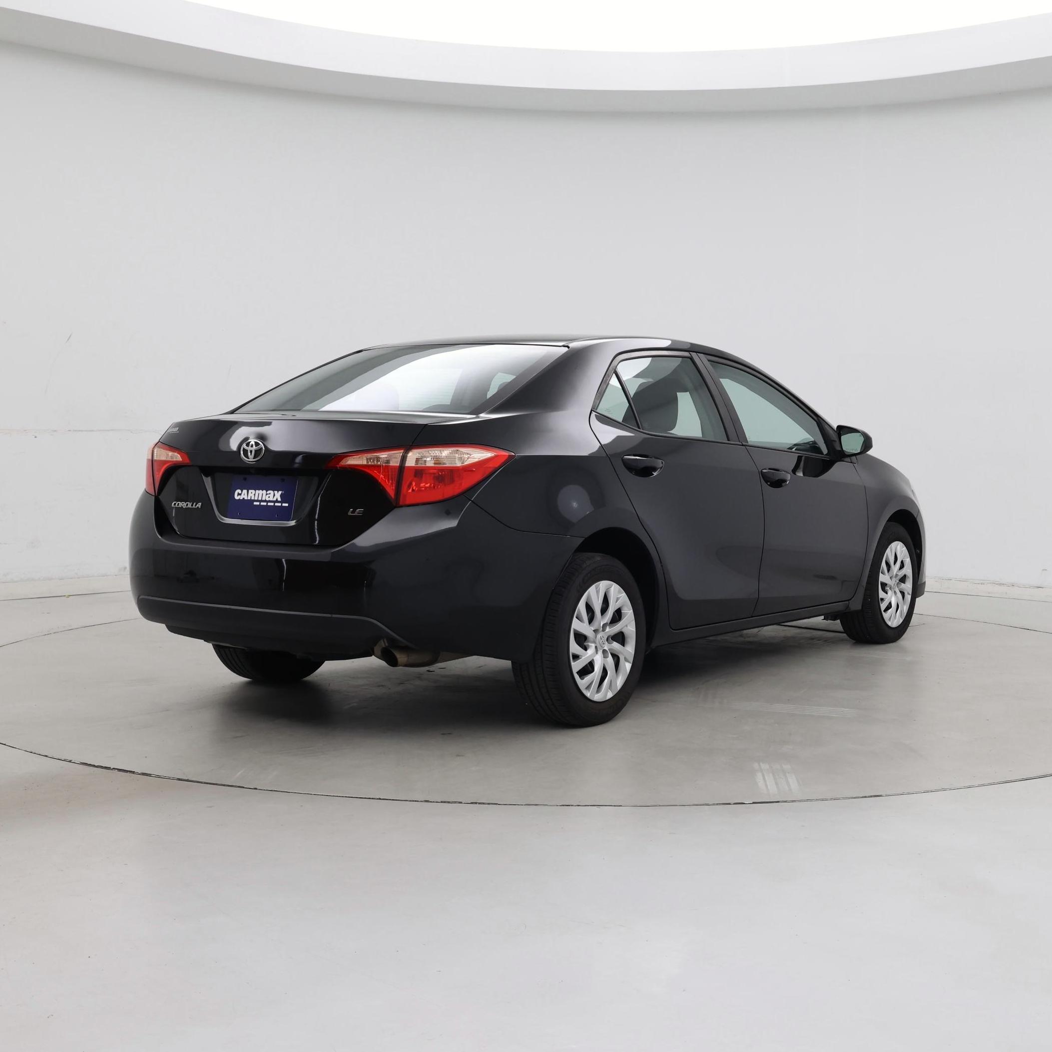 Thumbnail: 2018 Toyota Corolla - 8