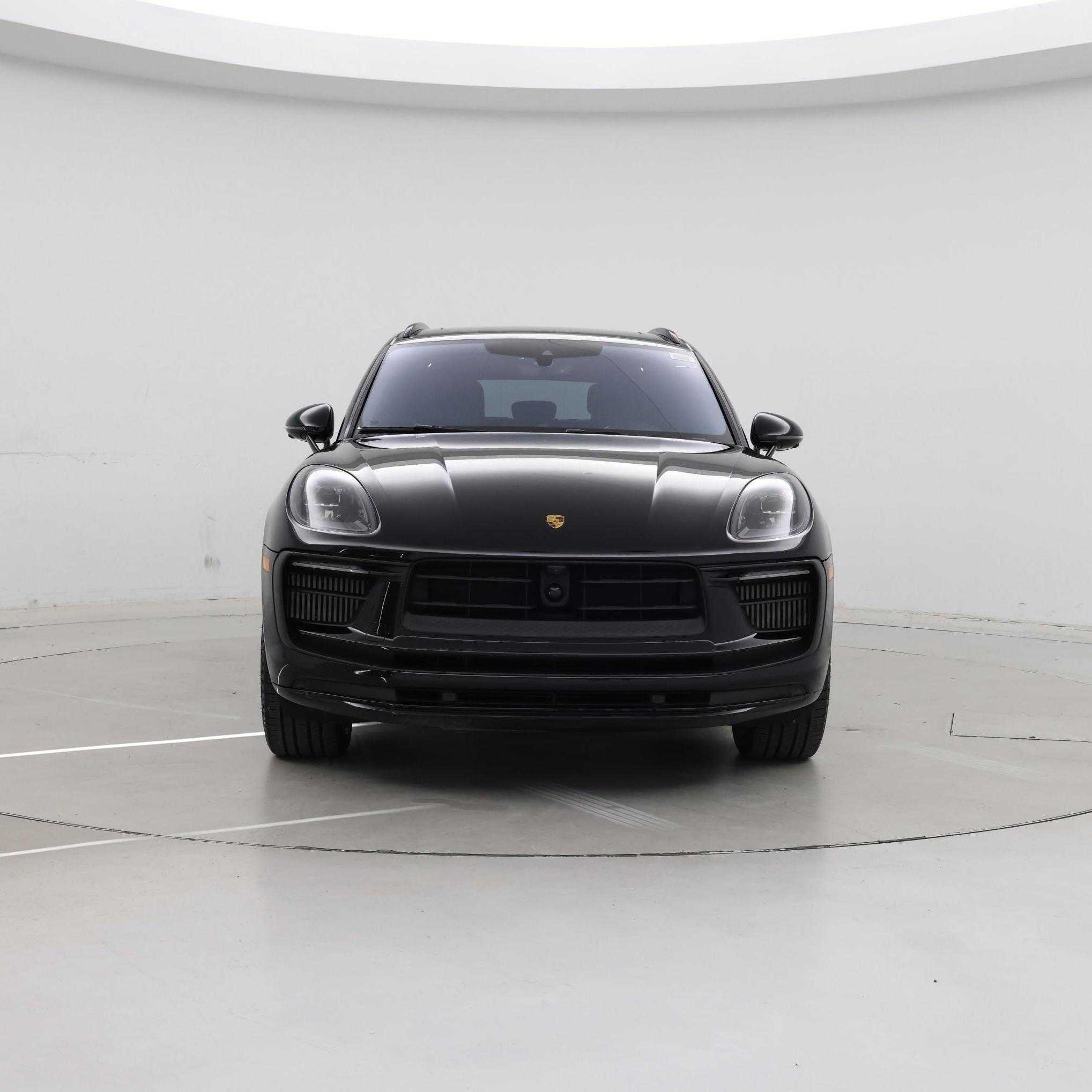 Thumbnail: 2023 Porsche Macan - 5