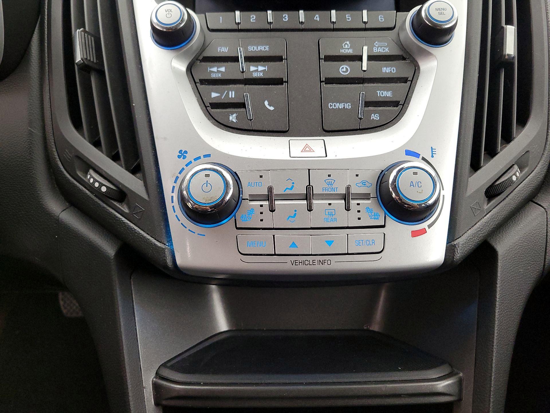 Thumbnail: 2017 Chevrolet Equinox - 15