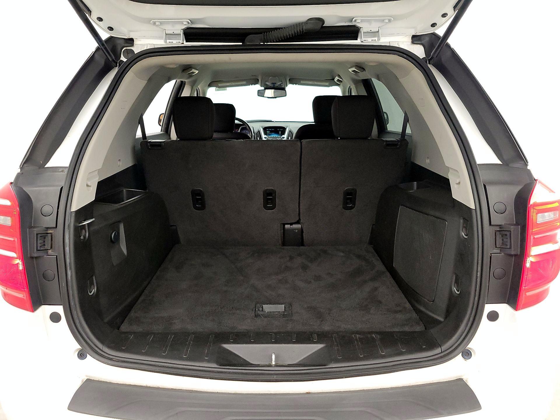 Thumbnail: 2017 Chevrolet Equinox - 19