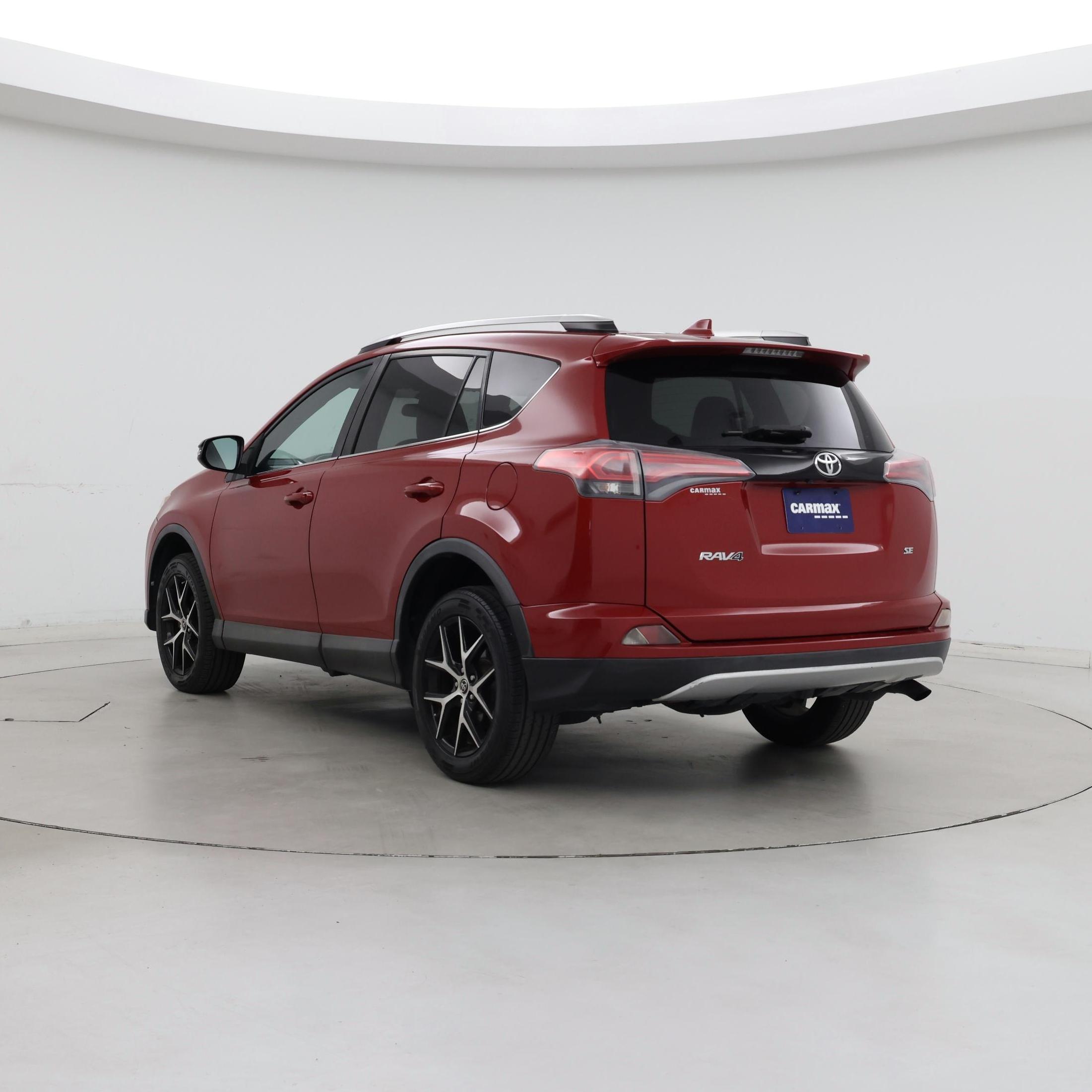 Thumbnail: 2016 Toyota RAV4 - 2