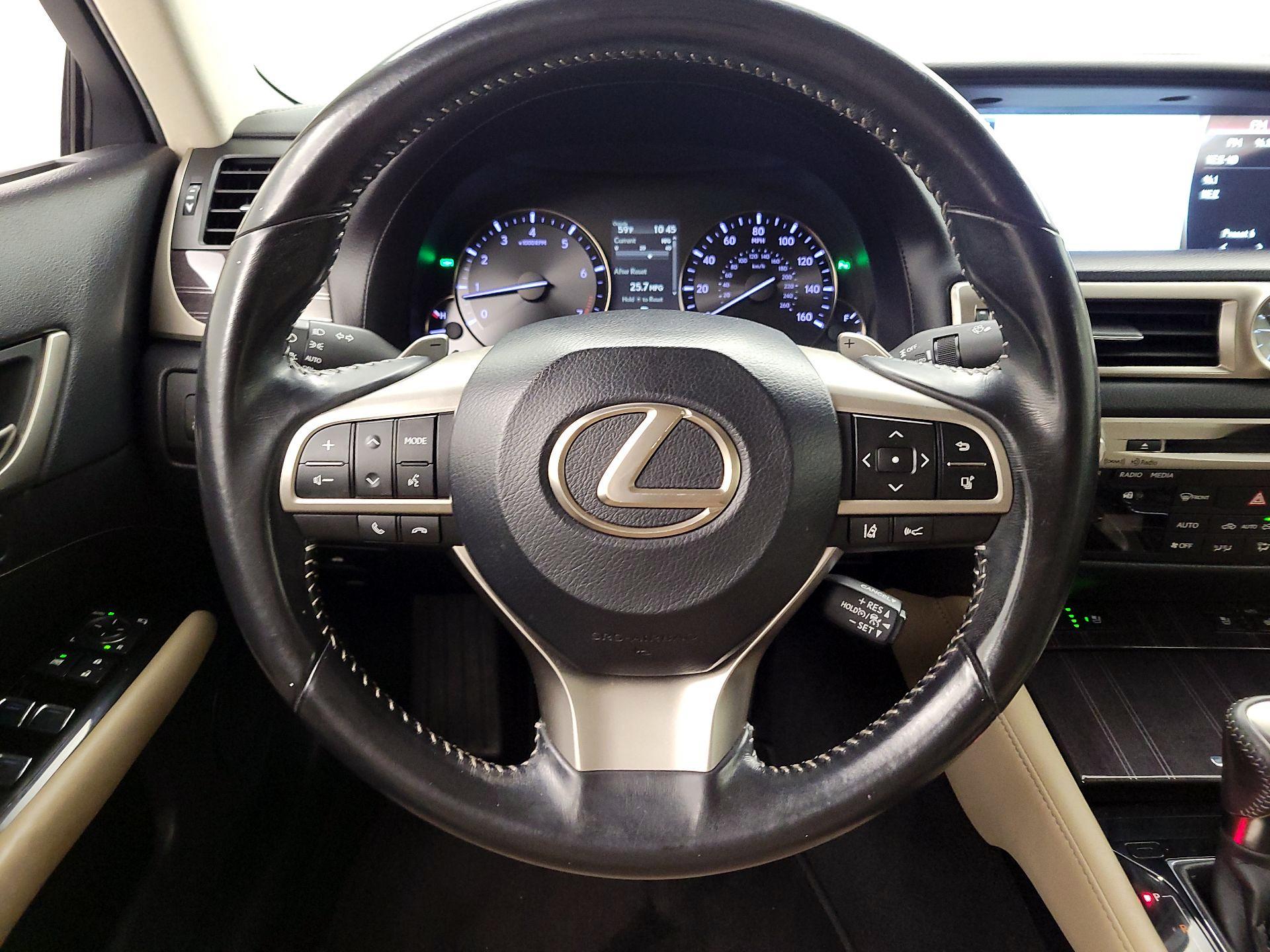 Thumbnail: 2016 Lexus GS - 10