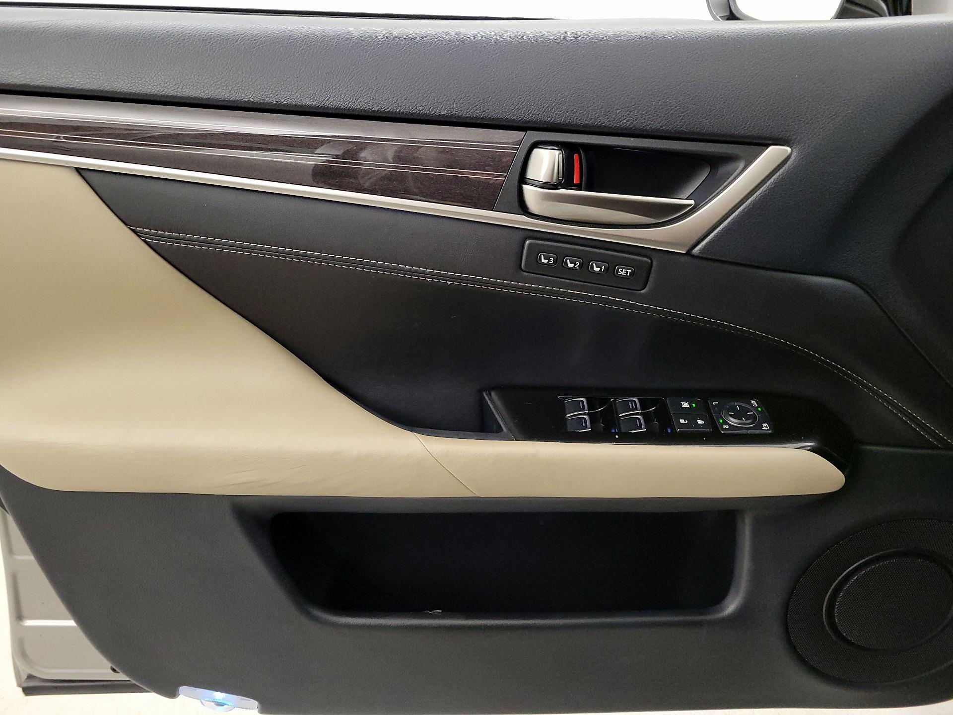 Thumbnail: 2016 Lexus GS - 12