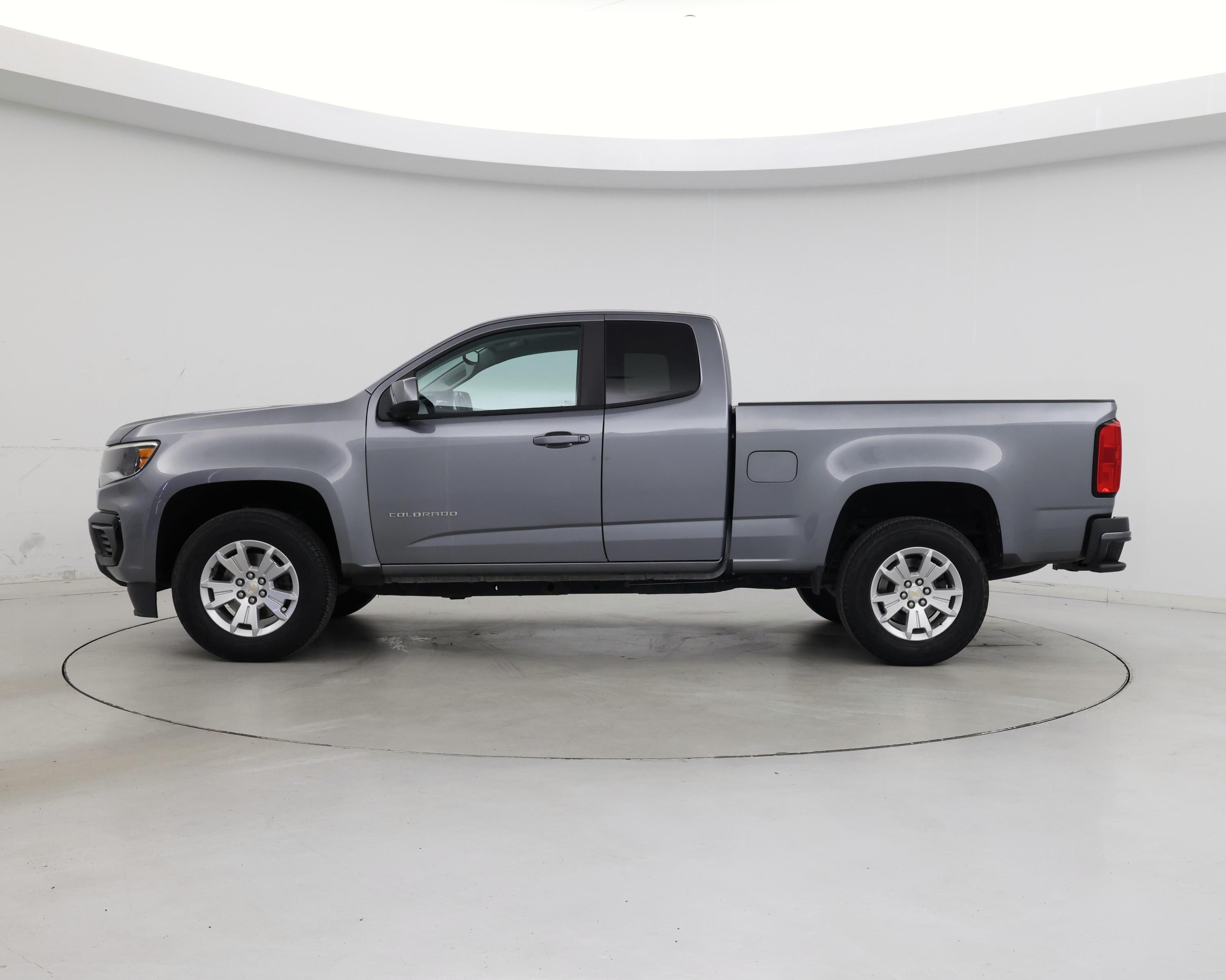 Thumbnail: 2021 Chevrolet Colorado - 3