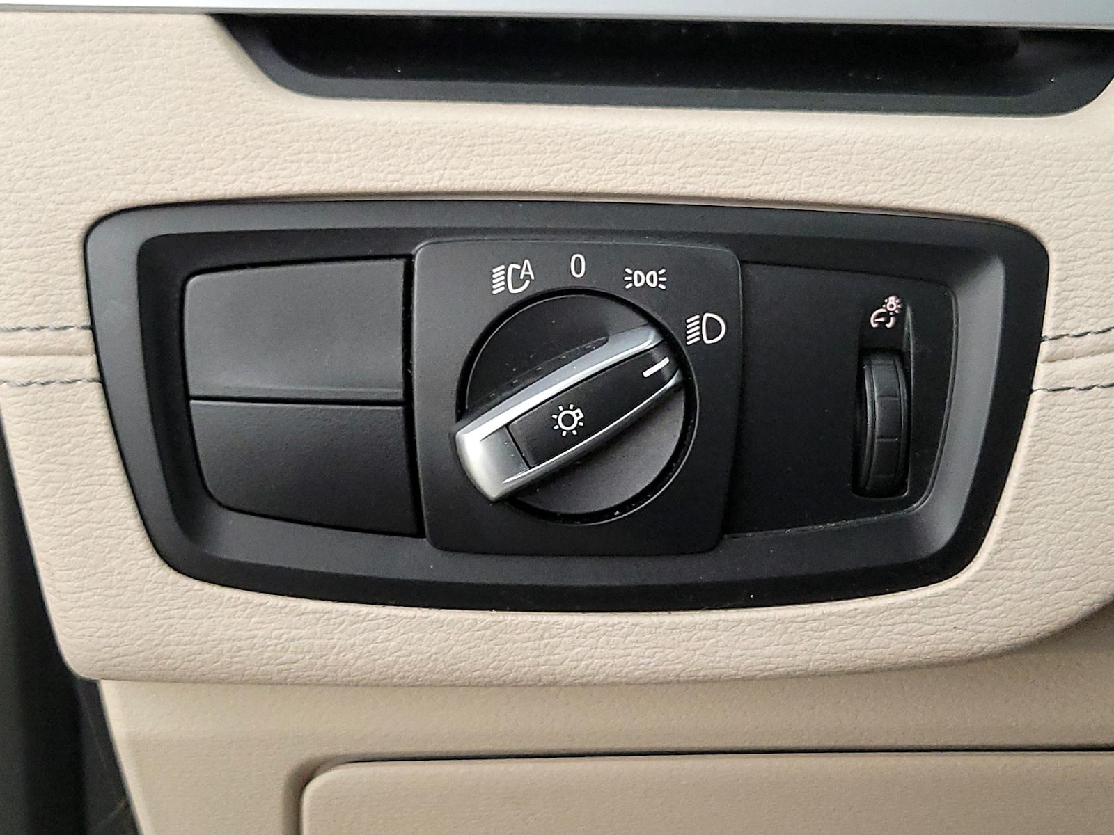 2021 BMW X1 28i - Photo 14
