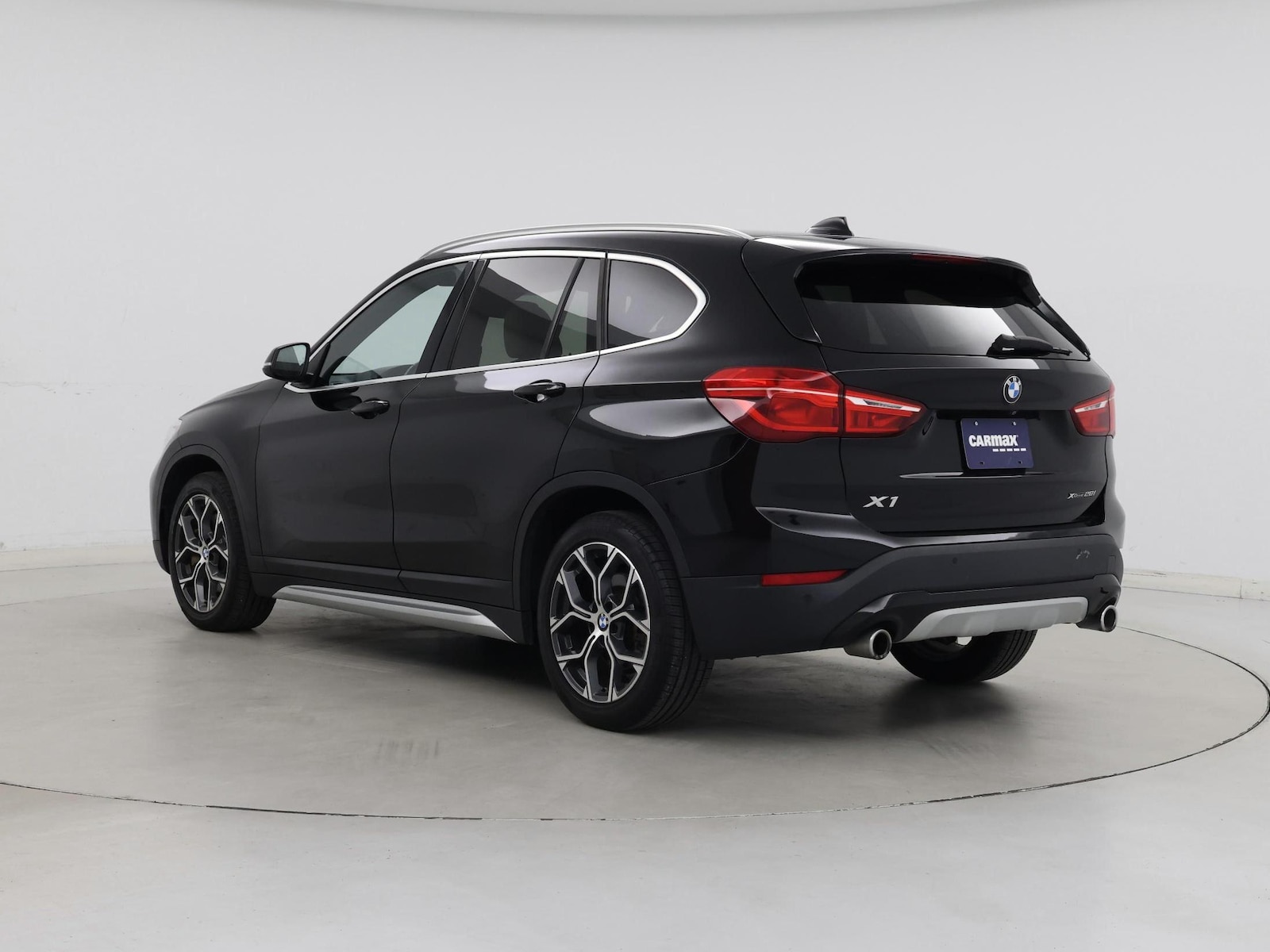 2021 BMW X1 28i - Photo 3