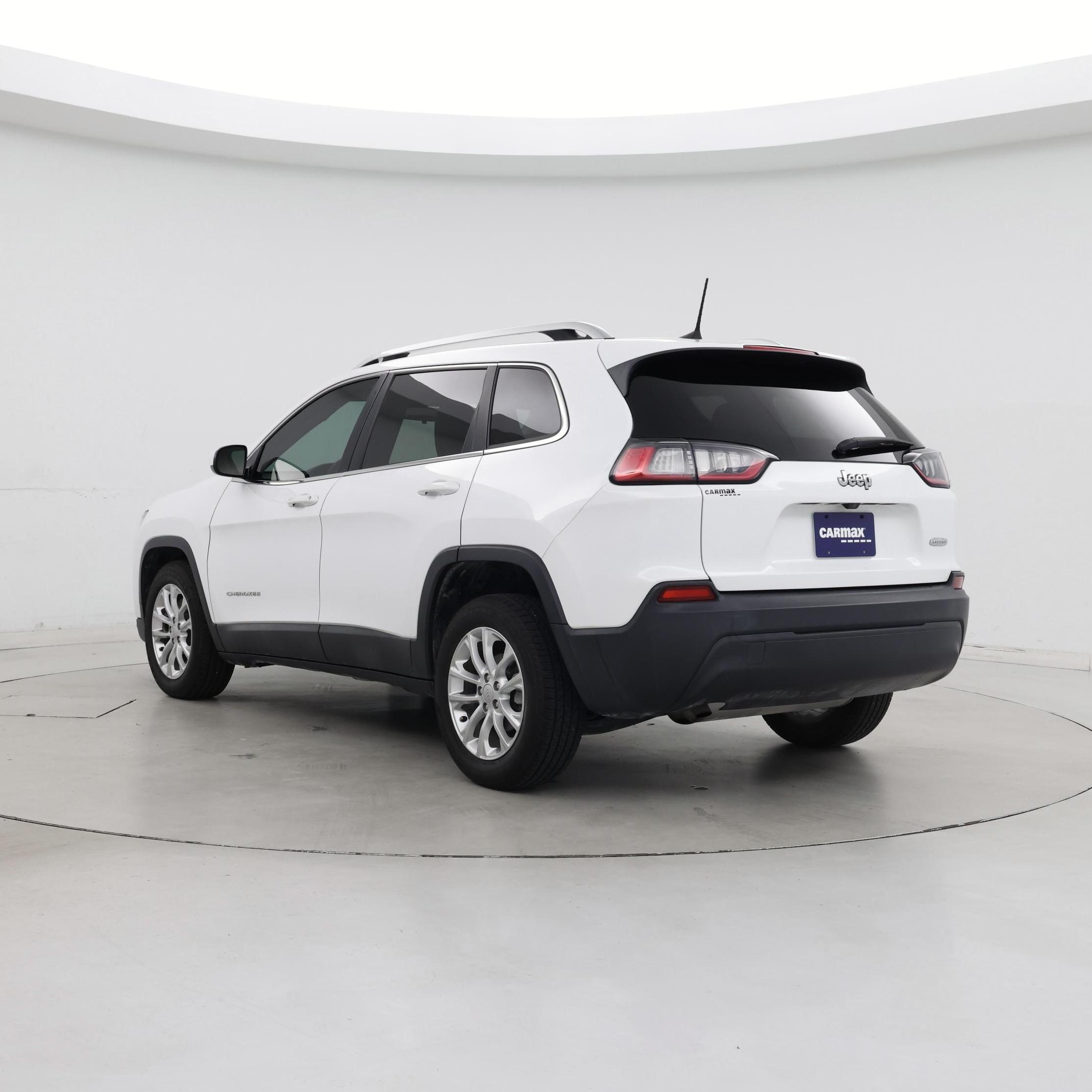 Thumbnail: 2019 Jeep Cherokee - 2