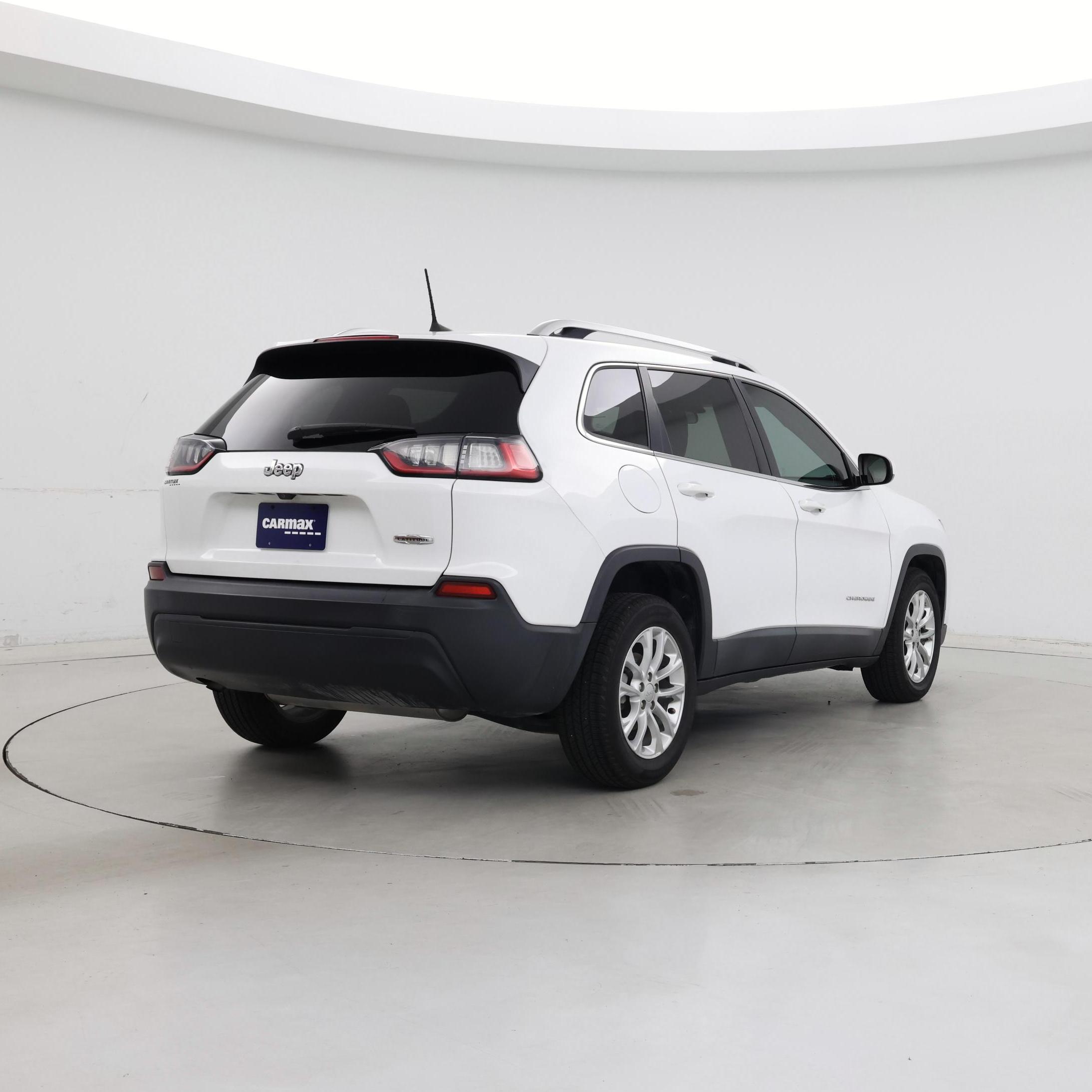 Thumbnail: 2019 Jeep Cherokee - 8