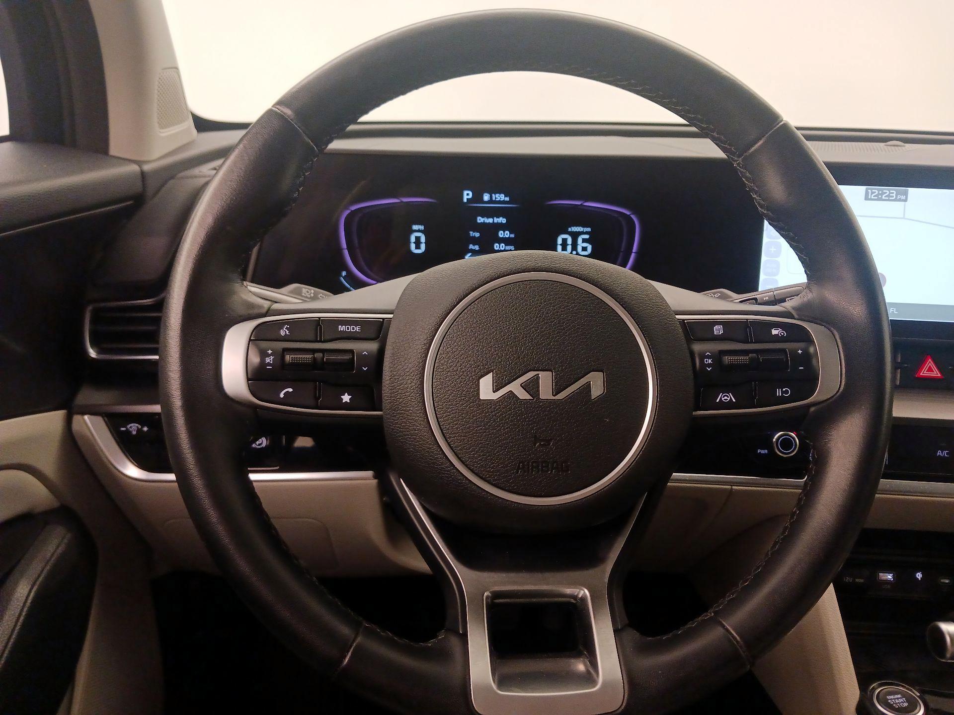 Thumbnail: 2023 Kia Sportage - 10