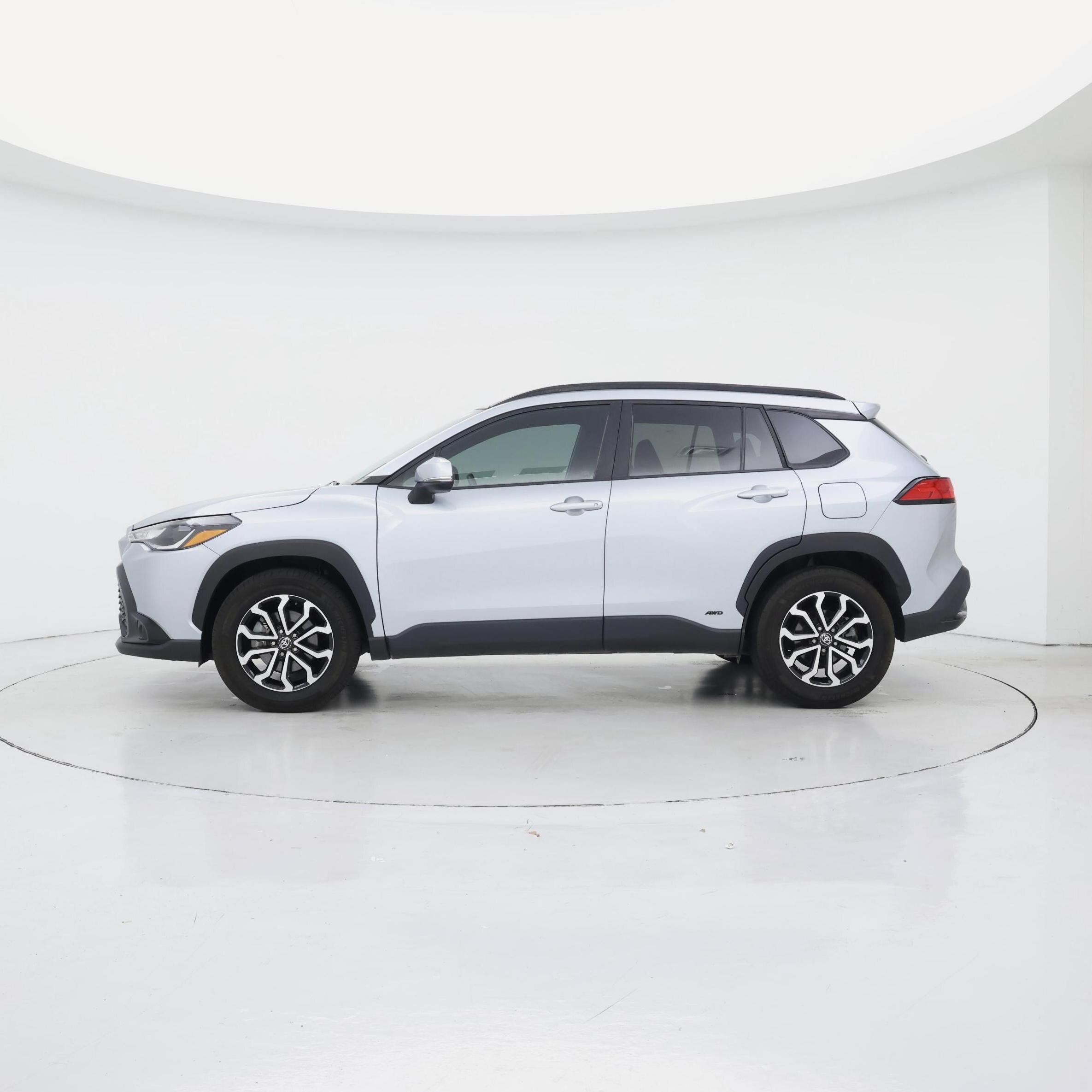 Thumbnail: 2023 Toyota Corolla Cross - 3