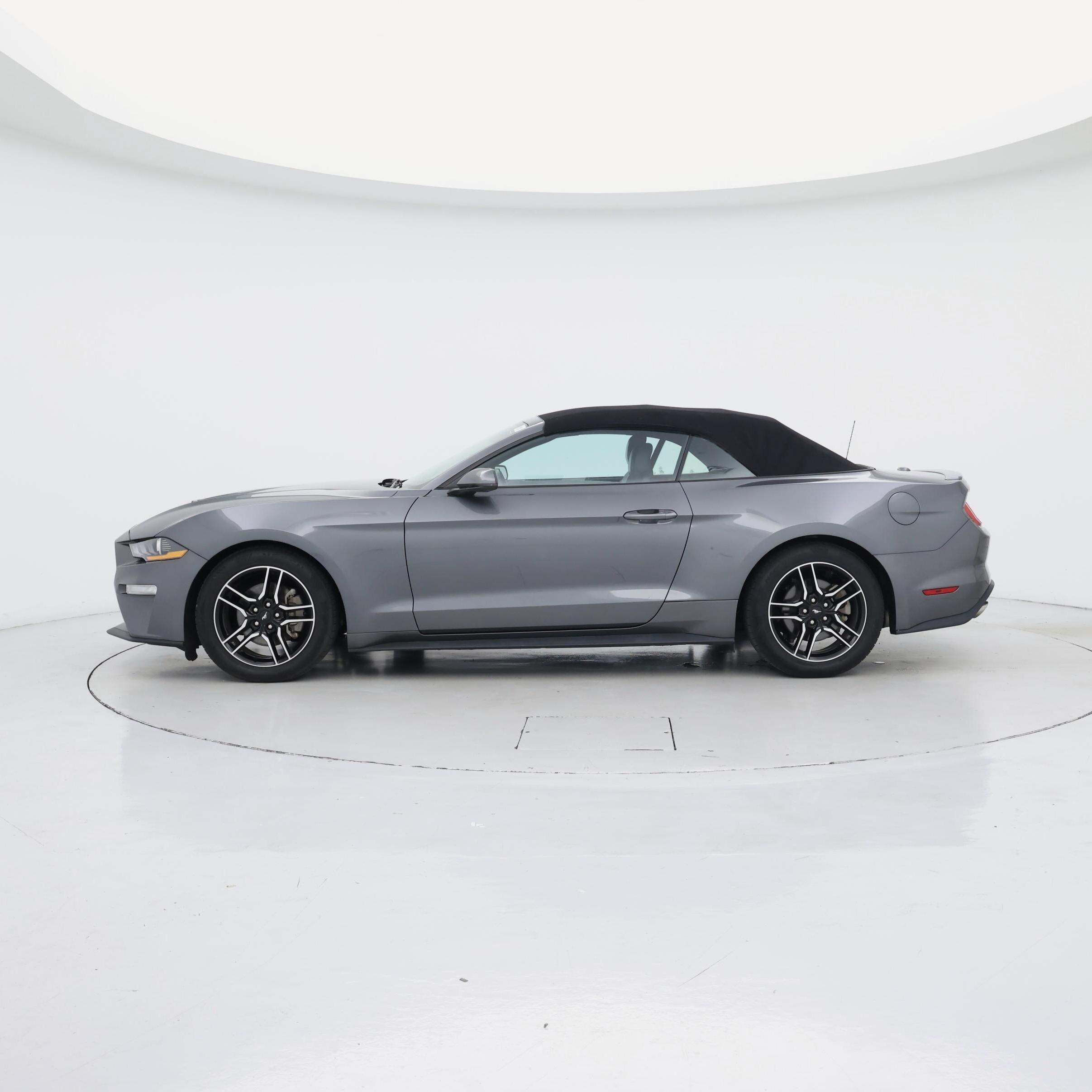 Thumbnail: 2023 Ford Mustang - 3