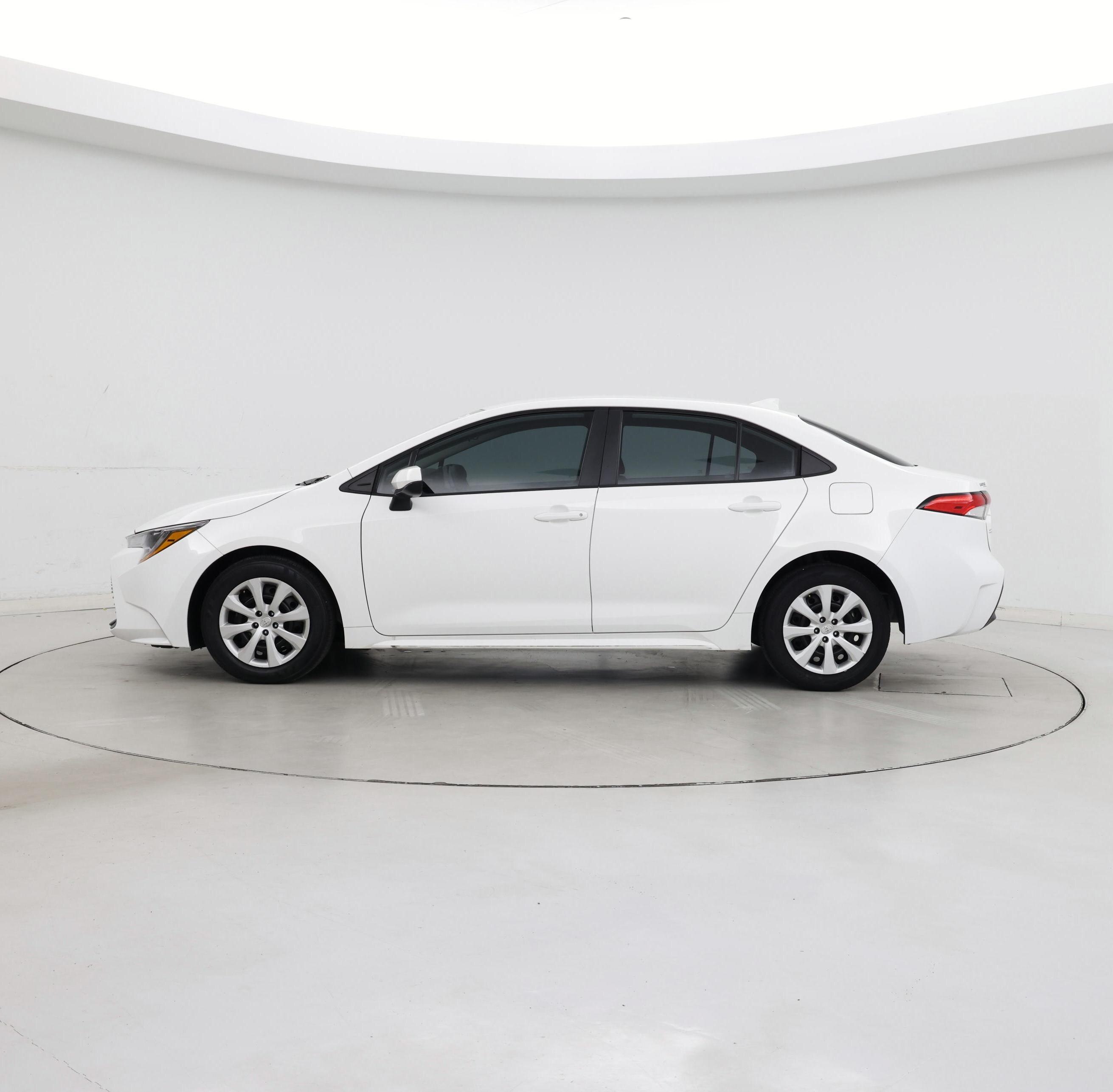 Thumbnail: 2024 Toyota Corolla - 3