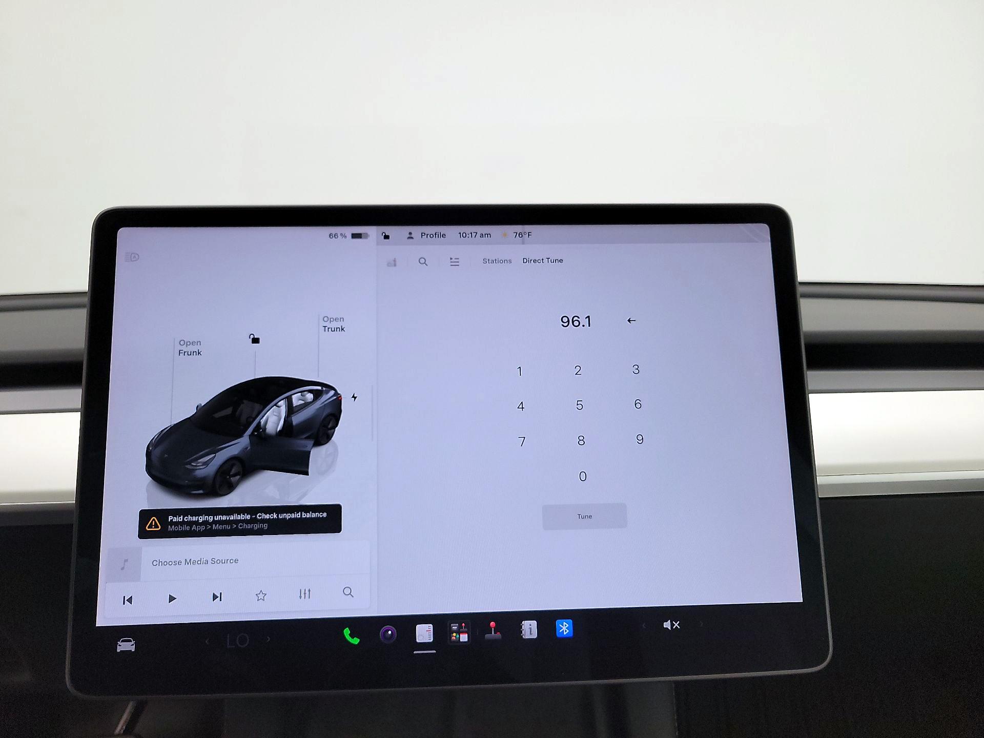 Thumbnail: 2023 Tesla Model 3 - 15