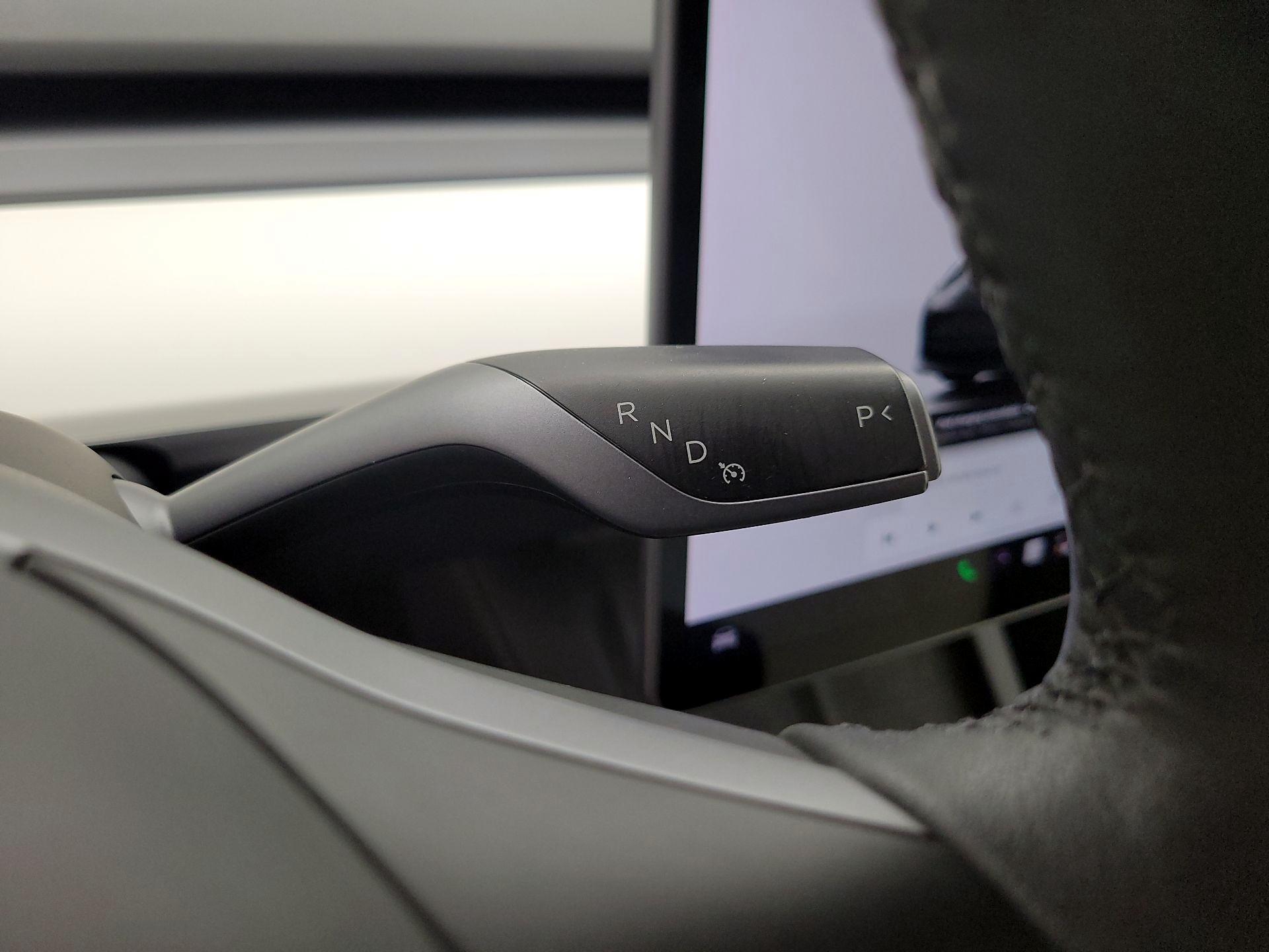 Thumbnail: 2023 Tesla Model 3 - 17