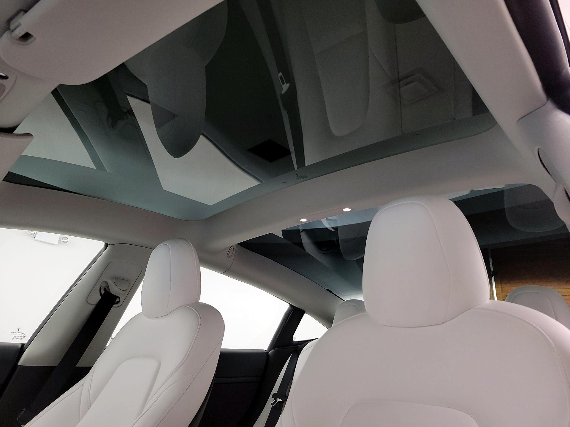 Thumbnail: 2023 Tesla Model 3 - 18