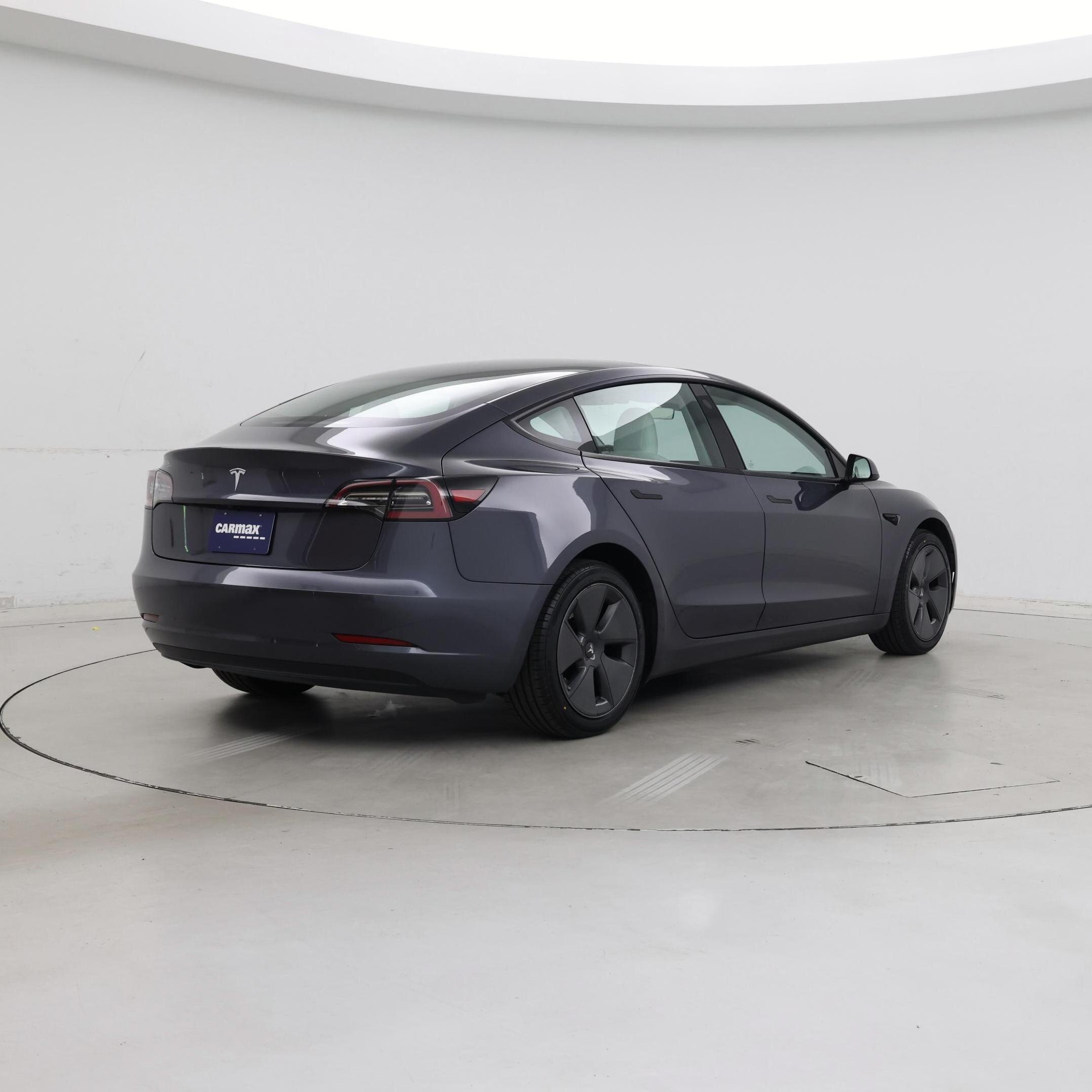 Thumbnail: 2023 Tesla Model 3 - 8