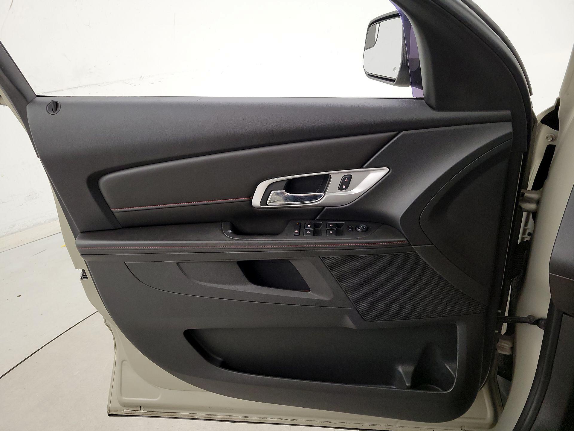 Thumbnail: 2014 GMC Terrain - 10