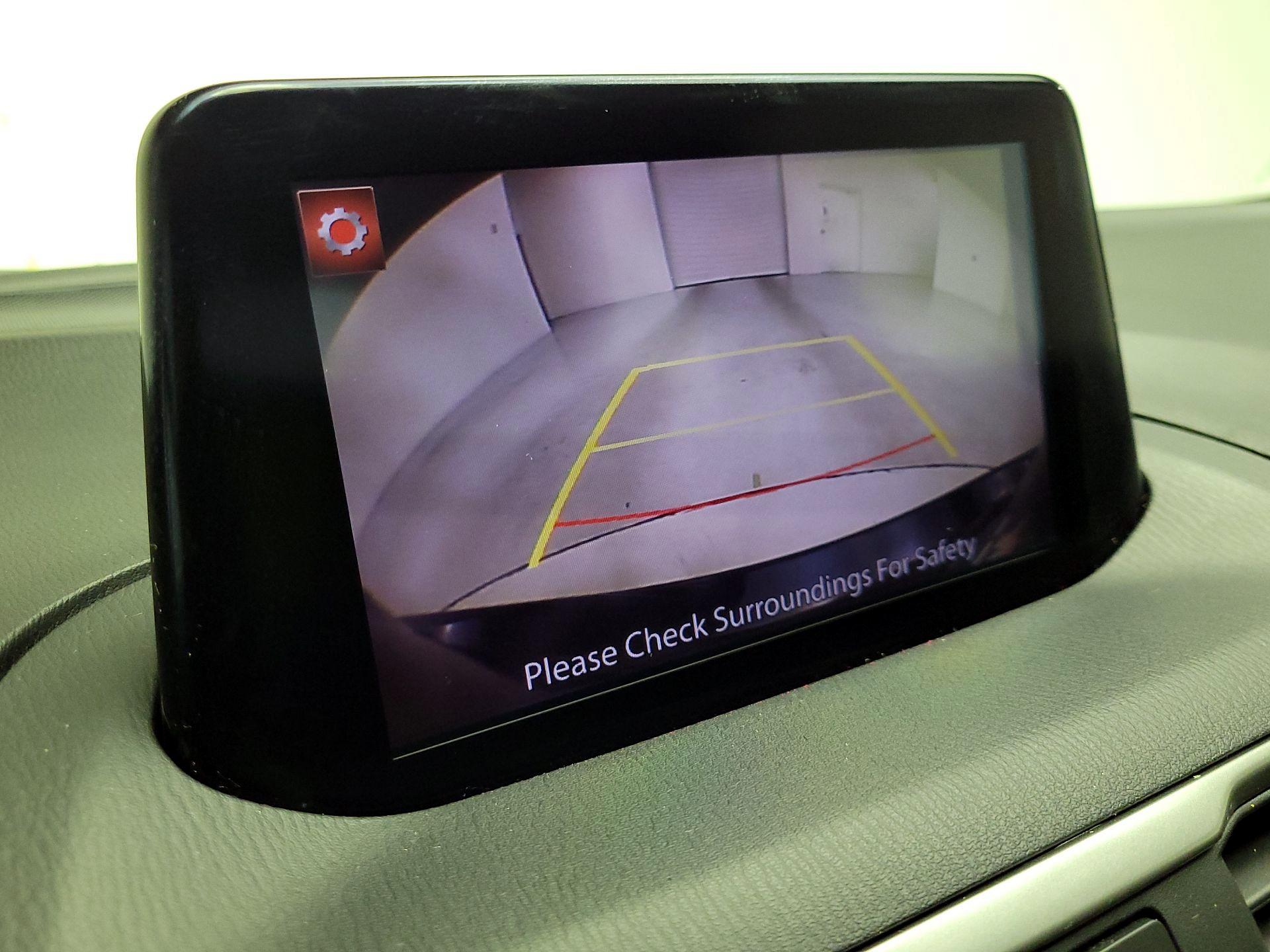 Thumbnail: 2017 Mazda Mazda3 - 14