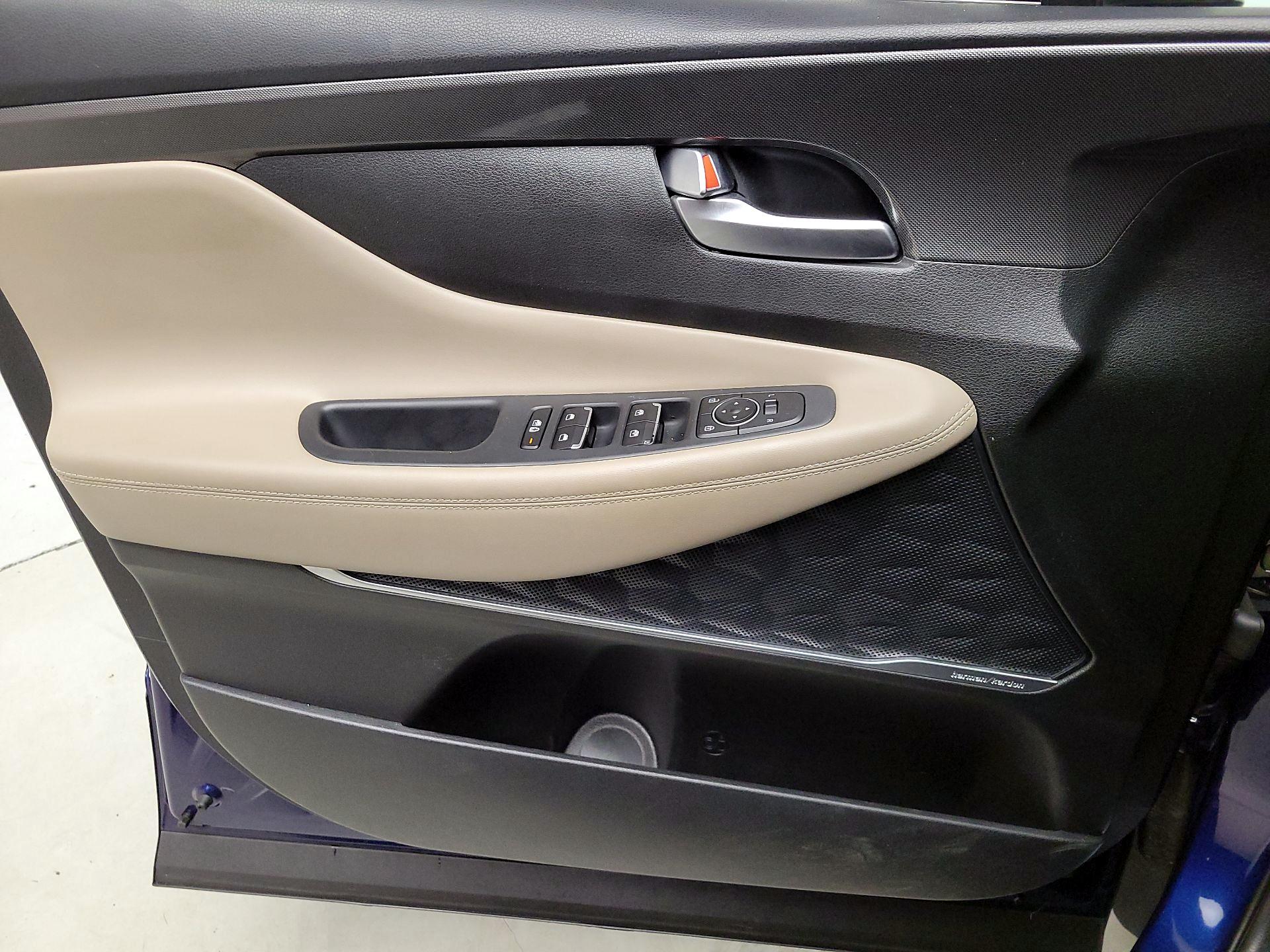 Thumbnail: 2022 Hyundai Santa Fe - 12