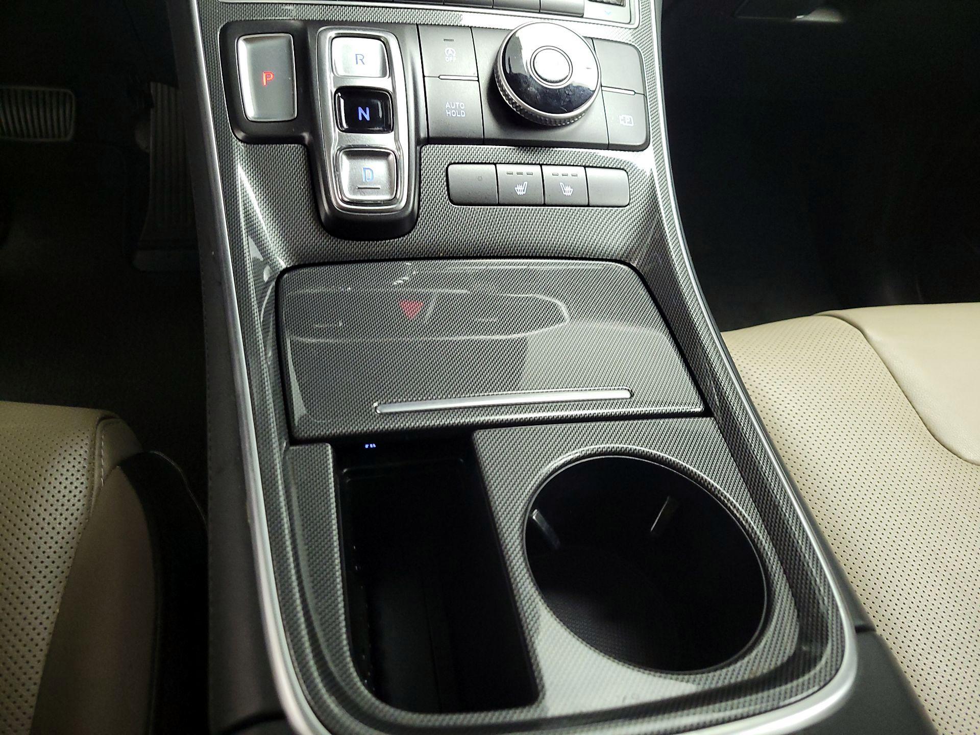 Thumbnail: 2022 Hyundai Santa Fe - 17