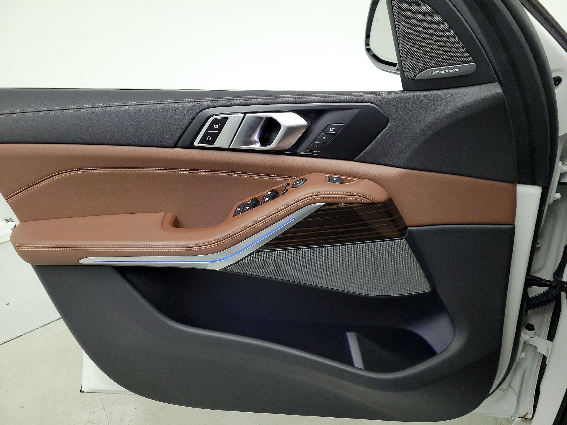 Thumbnail: 2023 BMW X5 - 12