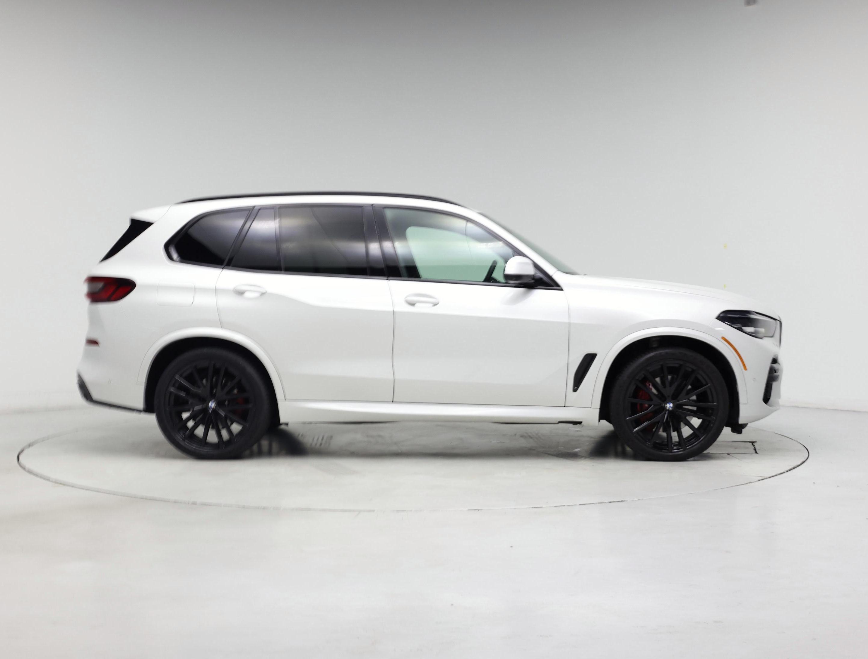 Thumbnail: 2023 BMW X5 - 7