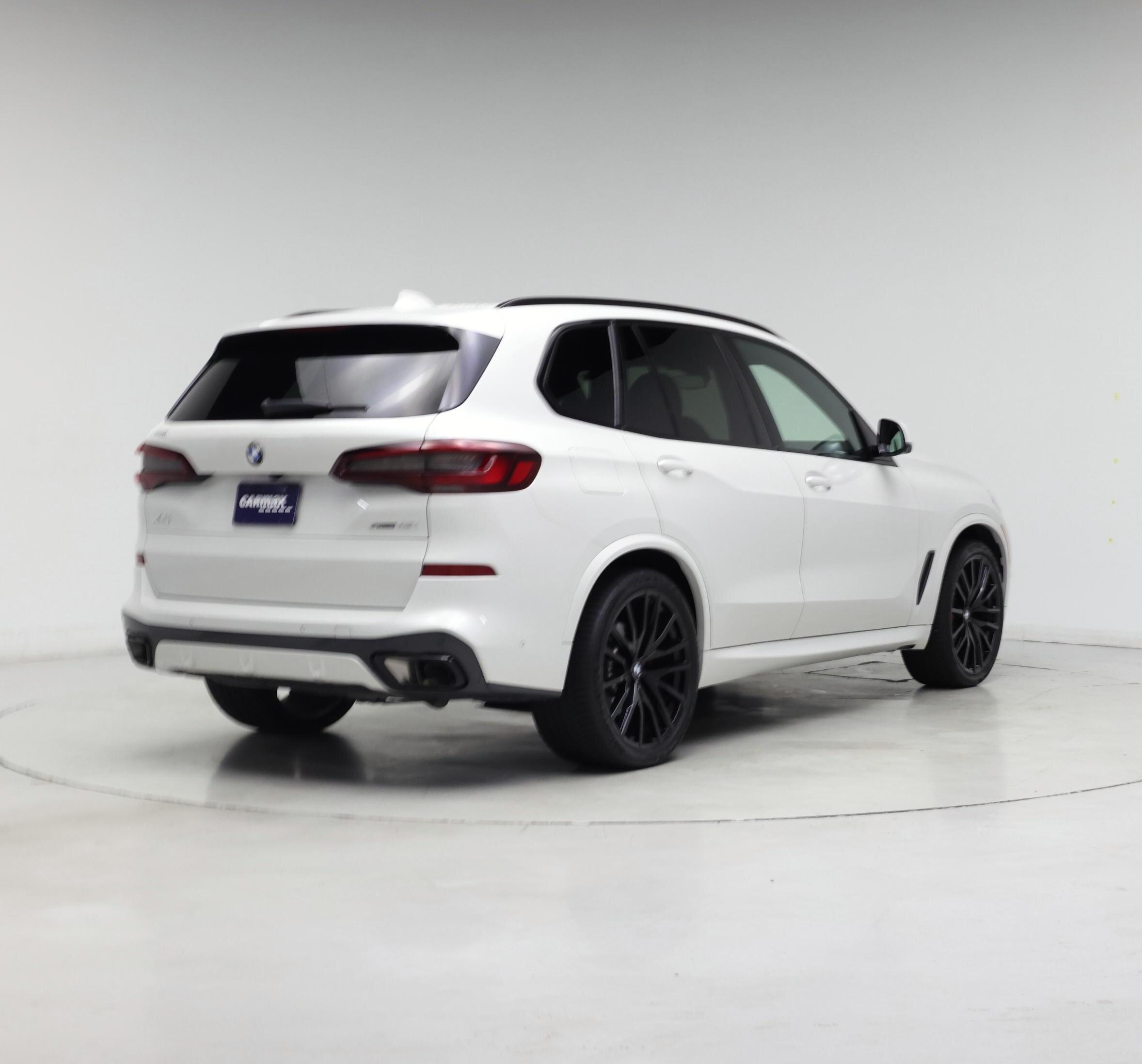 Thumbnail: 2023 BMW X5 - 8