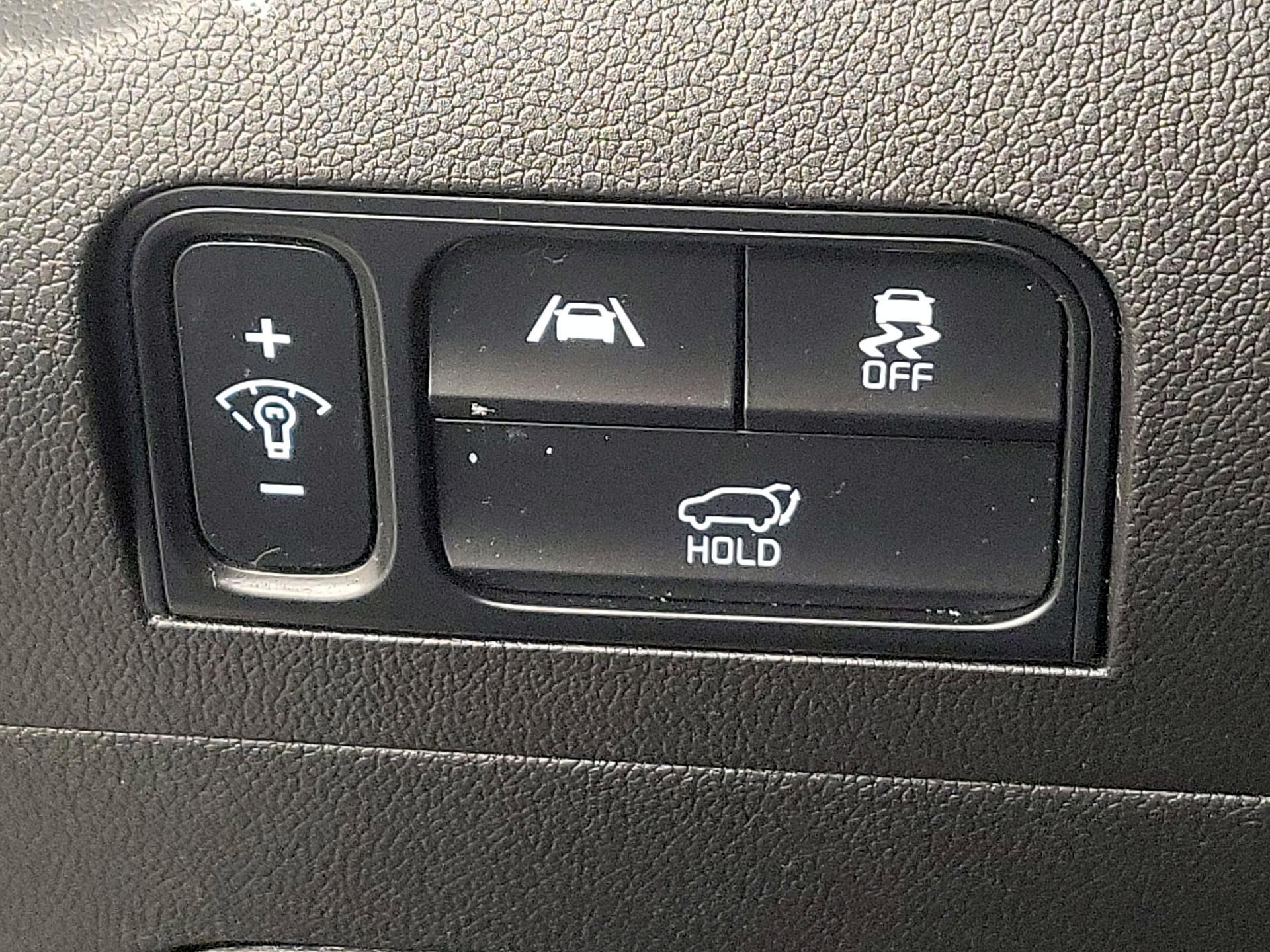 Thumbnail: 2022 Kia Sorento - 13