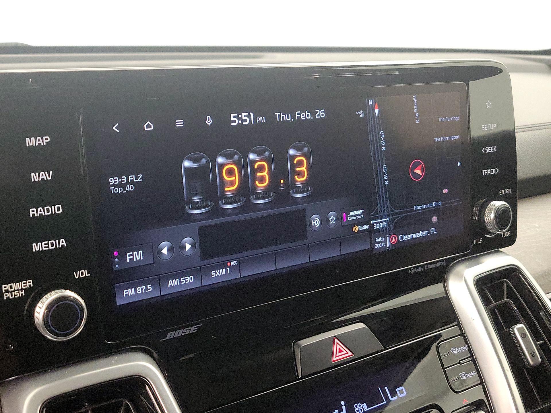 Thumbnail: 2022 Kia Sorento - 16