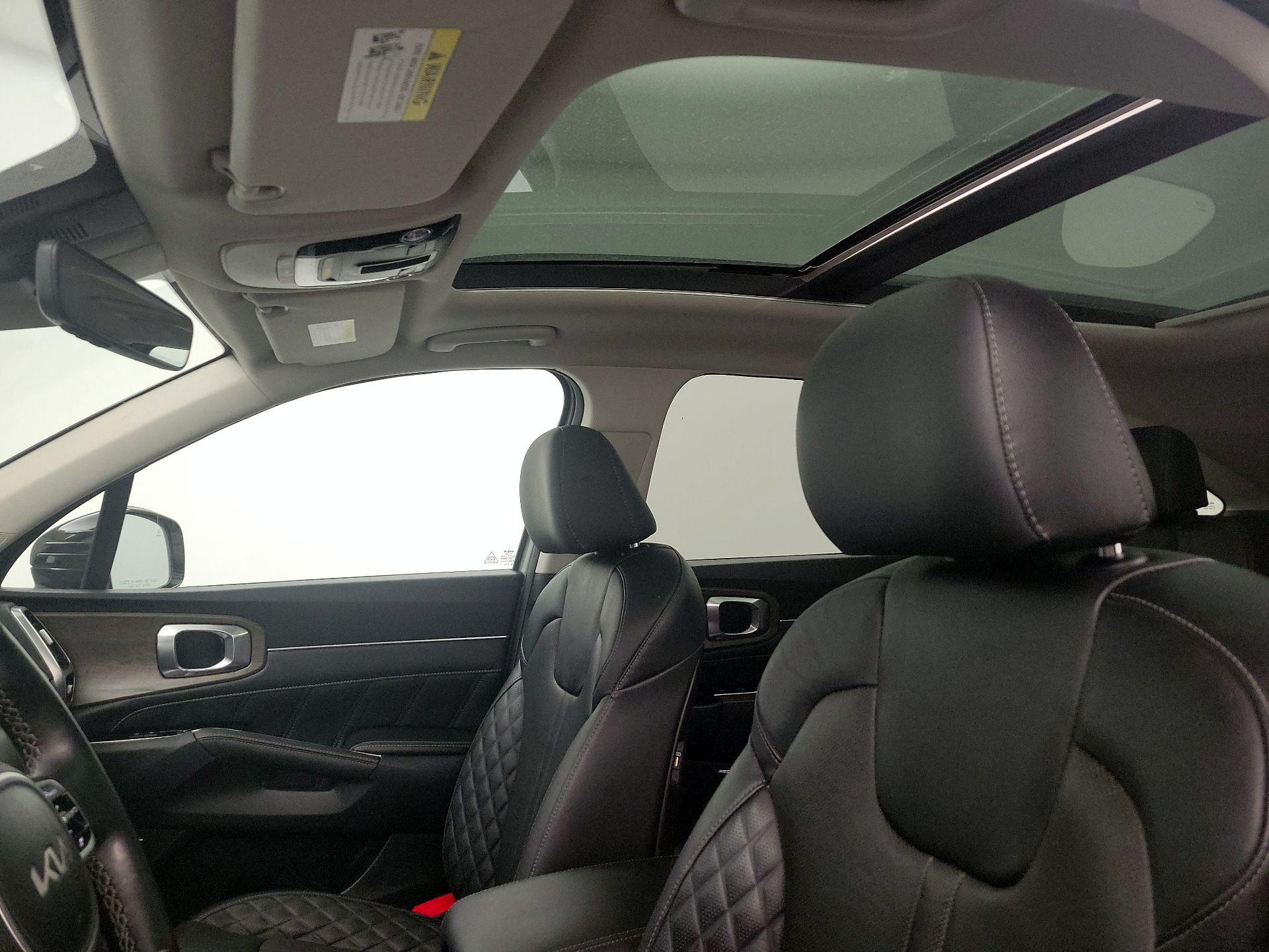 Thumbnail: 2022 Kia Sorento - 20