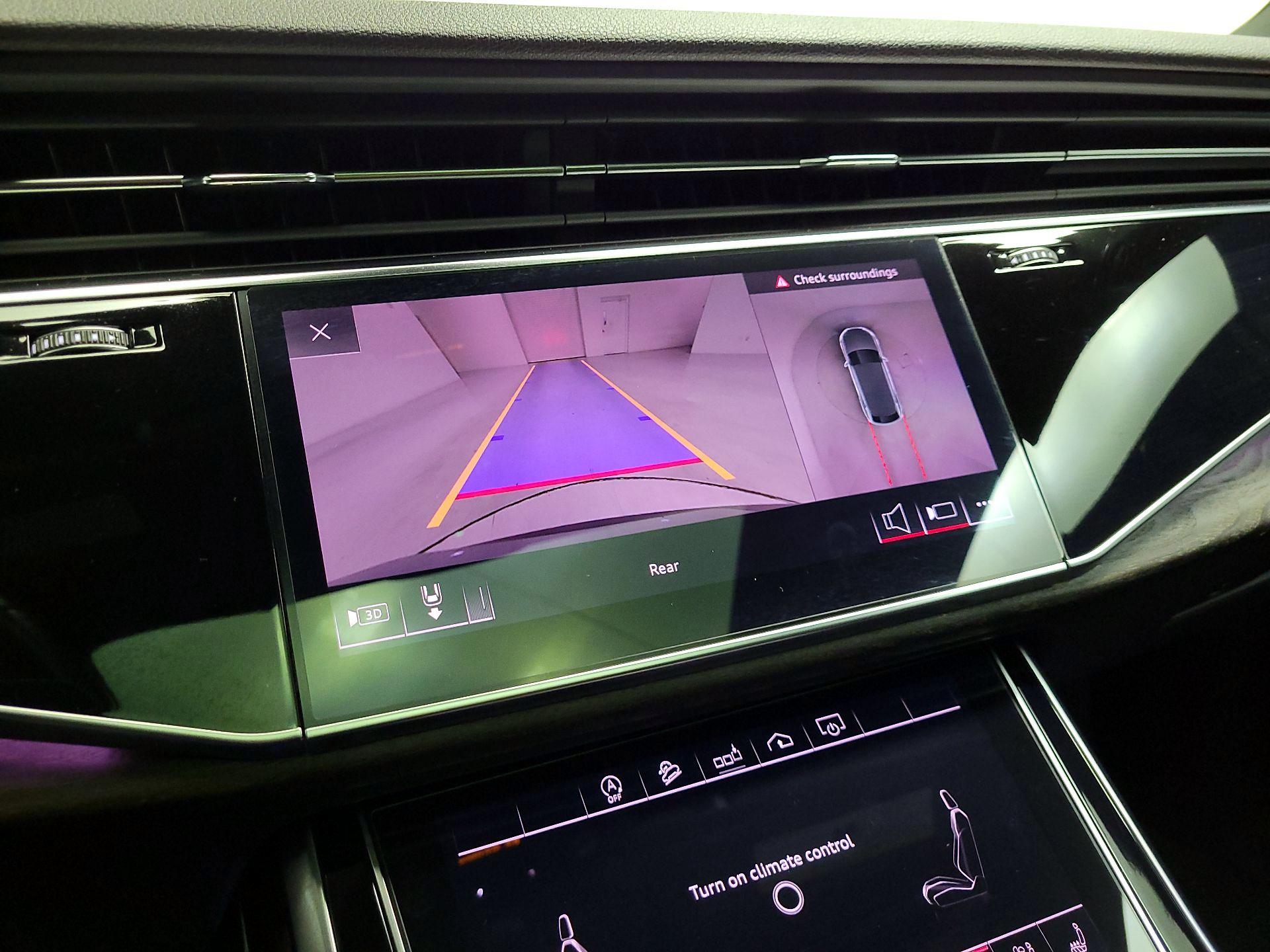 Thumbnail: 2019 Audi Q8 - 15