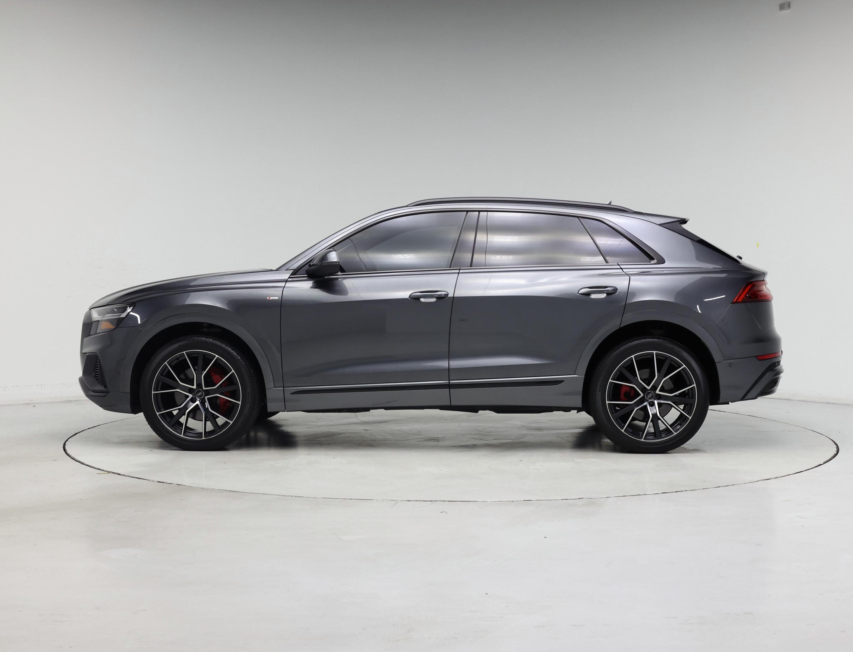 Thumbnail: 2019 Audi Q8 - 3